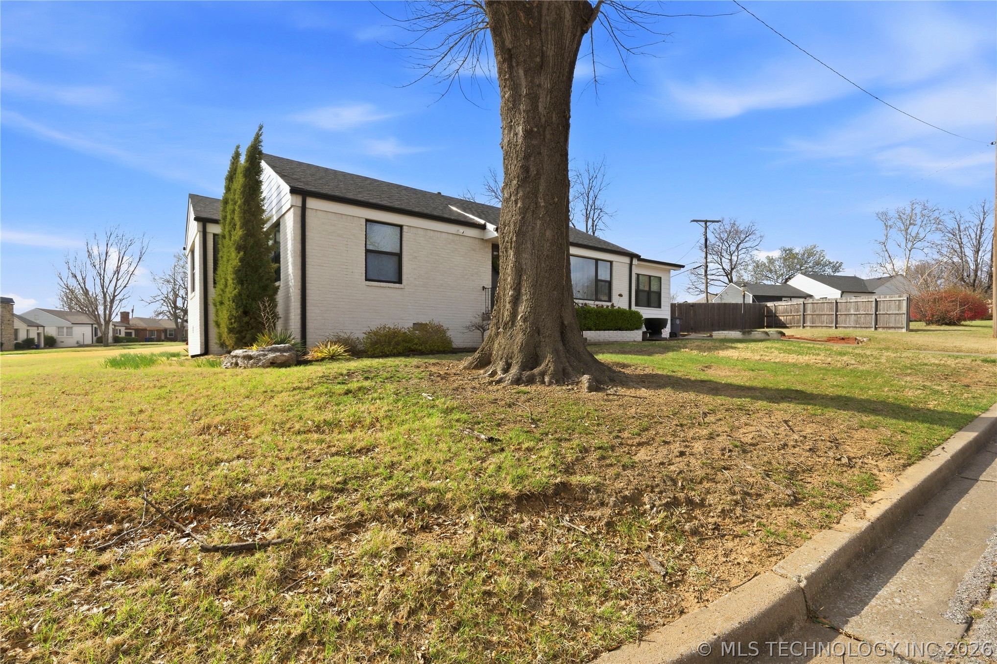 2446 S Gary Place Tulsa OK 74114