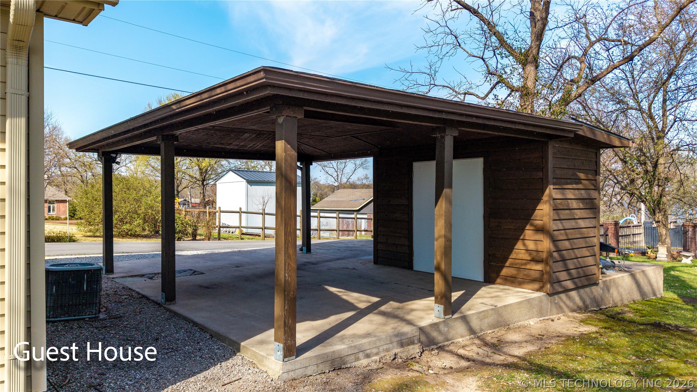 1446 Rockie Grove OK 74344