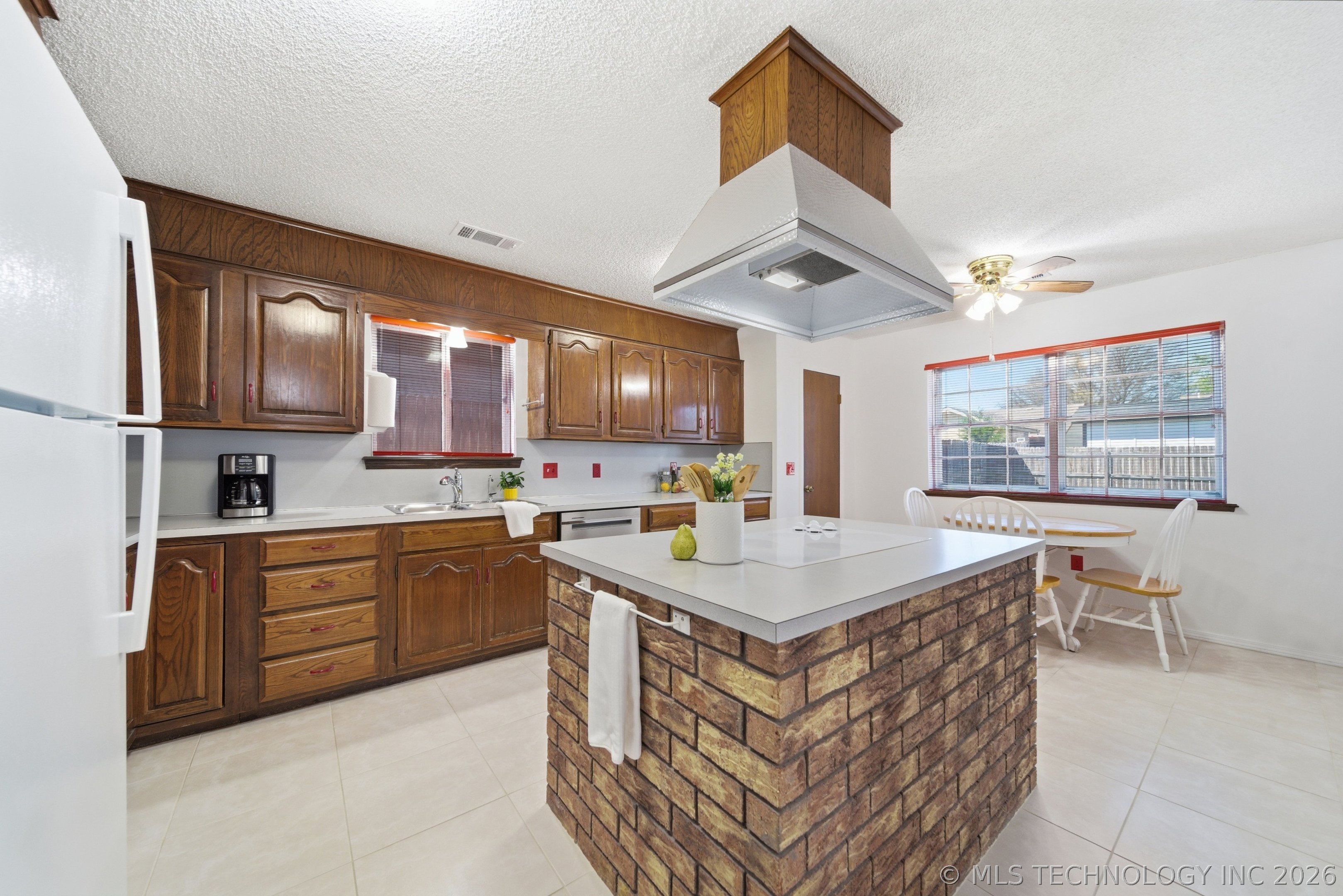 9027 E 60th Street Tulsa OK 74145