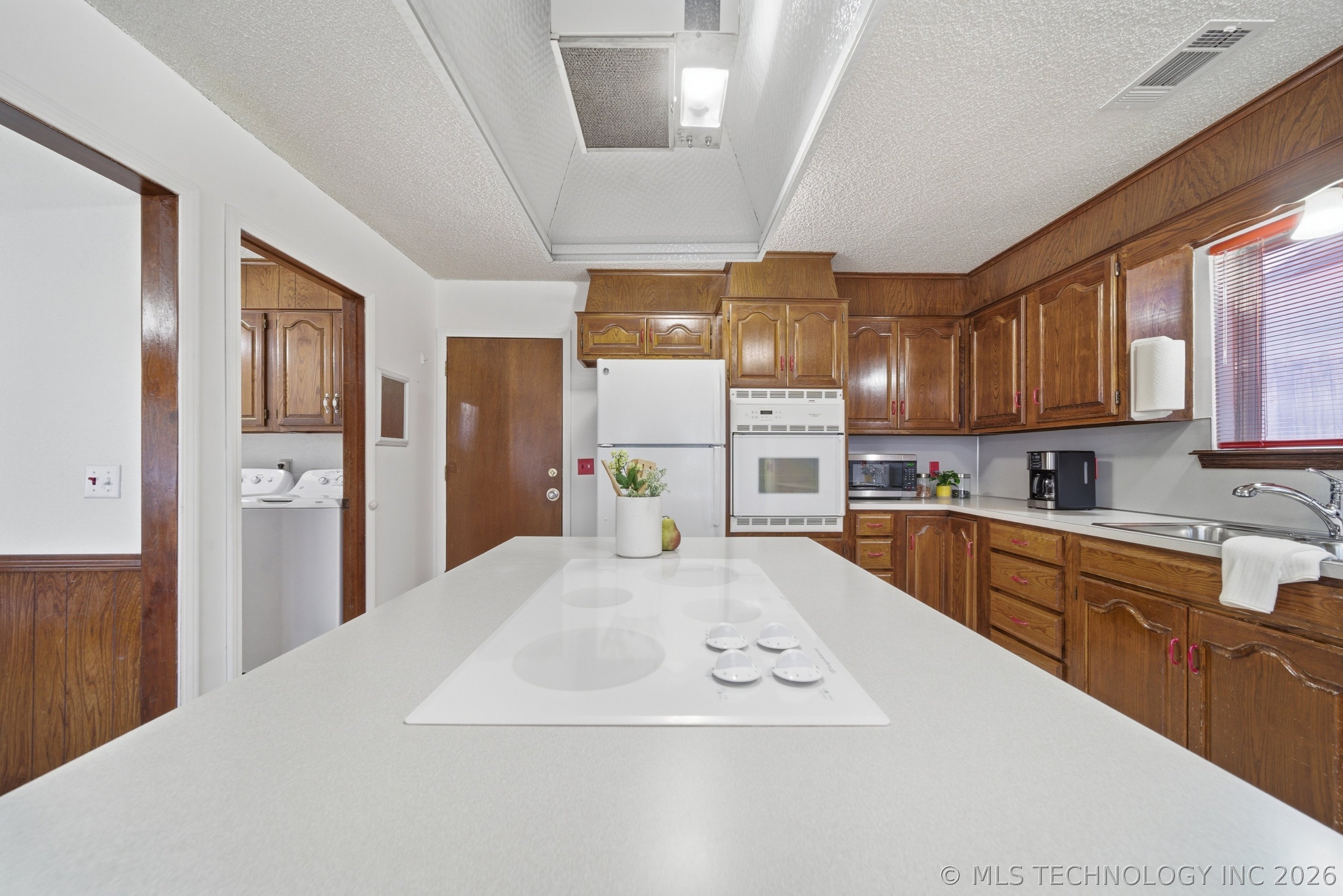 9027 E 60th Street Tulsa OK 74145