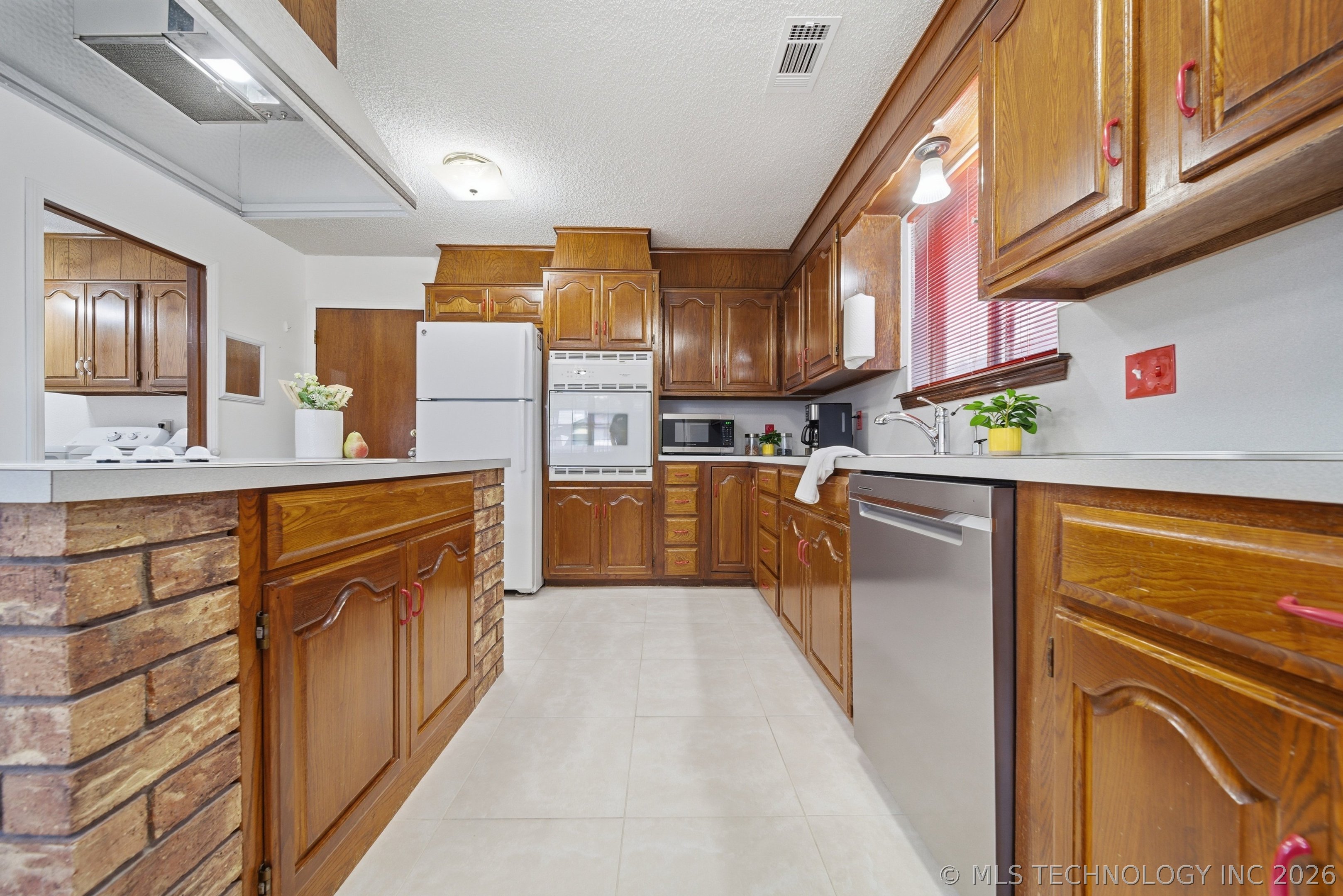 9027 E 60th Street Tulsa OK 74145