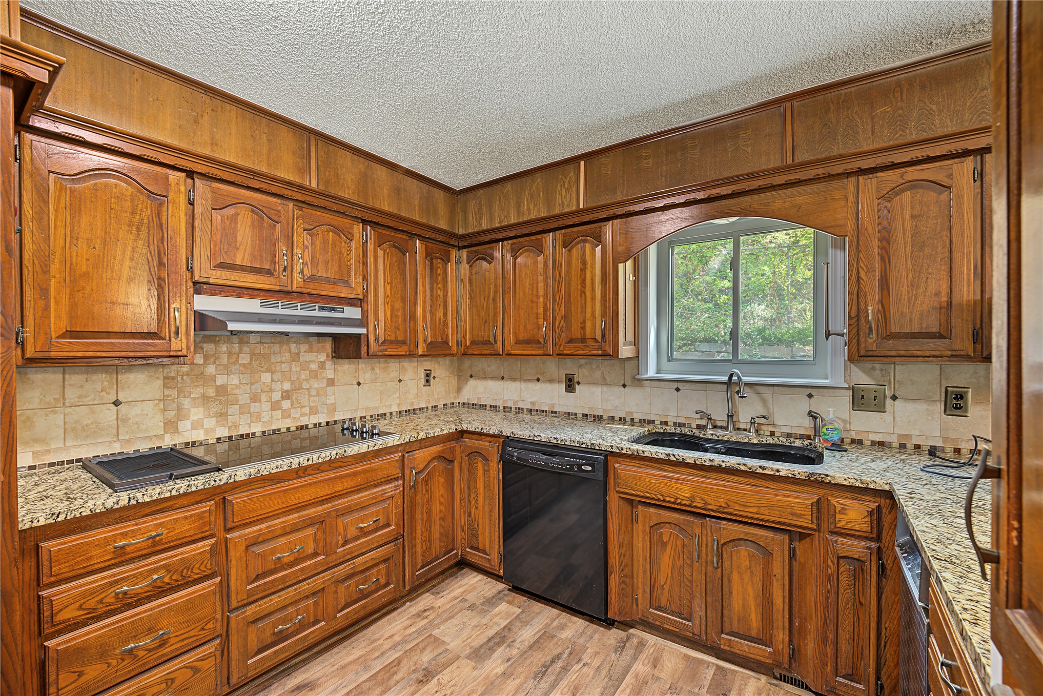 1624 Cherokee Hills Drive Bartlesville OK 74006