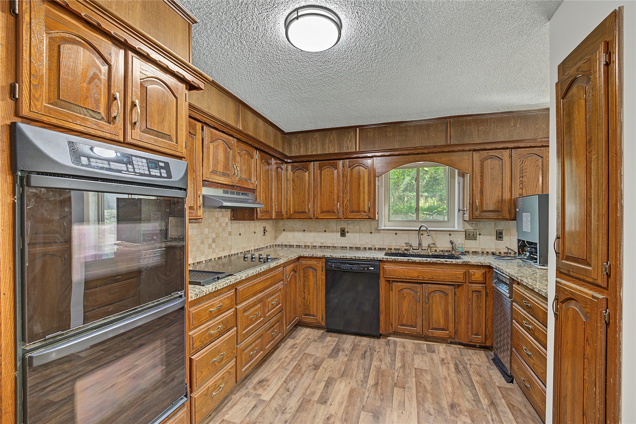 1624 Cherokee Hills Drive Bartlesville OK 74006
