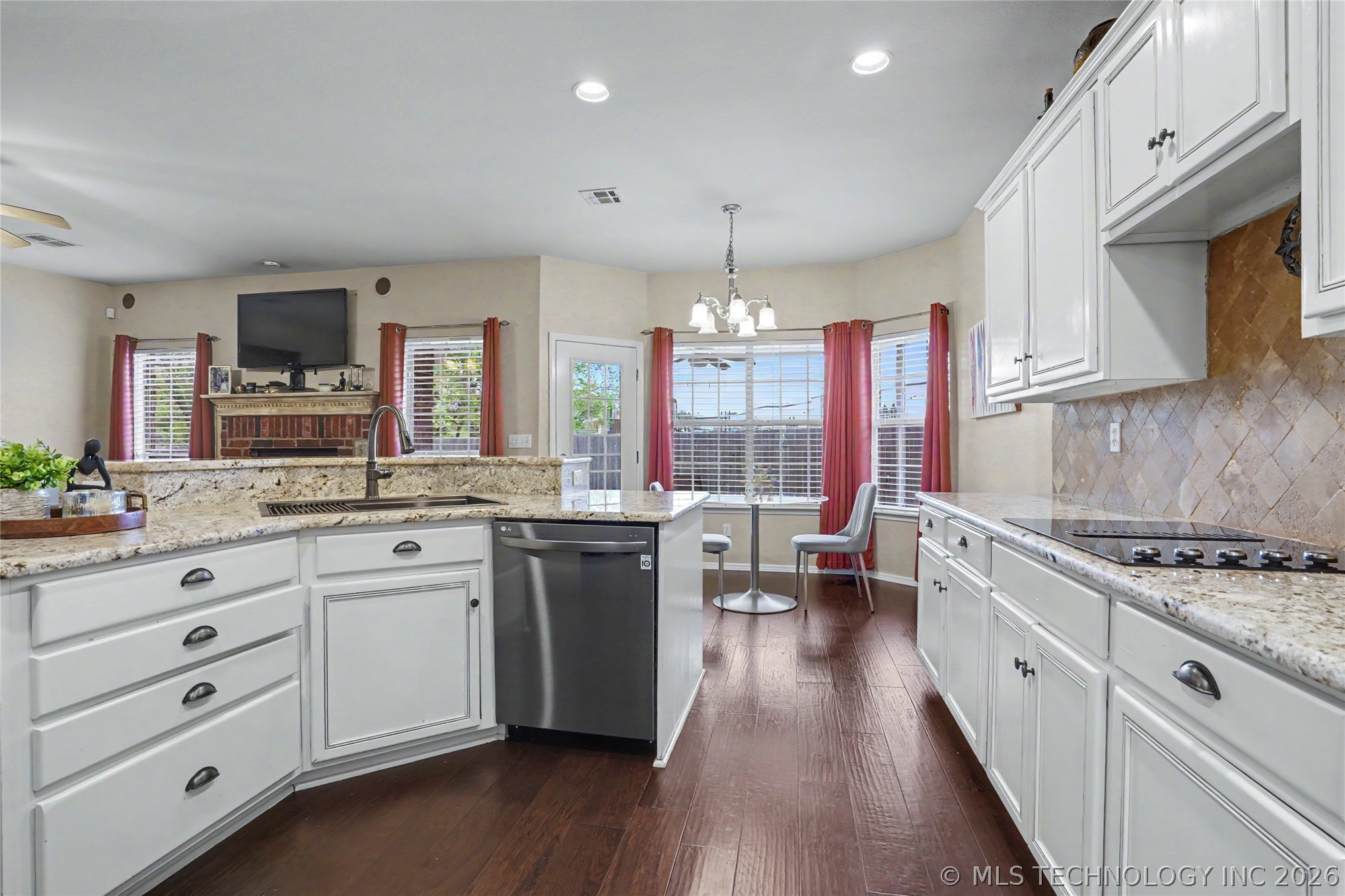 417 N Butternut Avenue Broken Arrow OK 74012