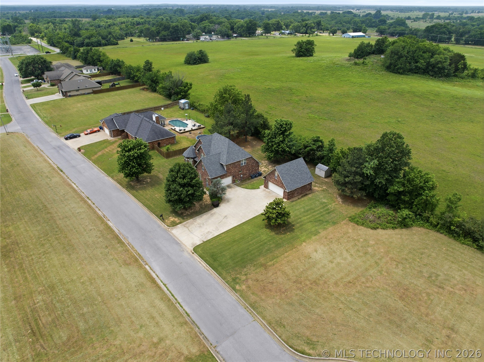 1308 Carter Avenue Wagoner OK 74467