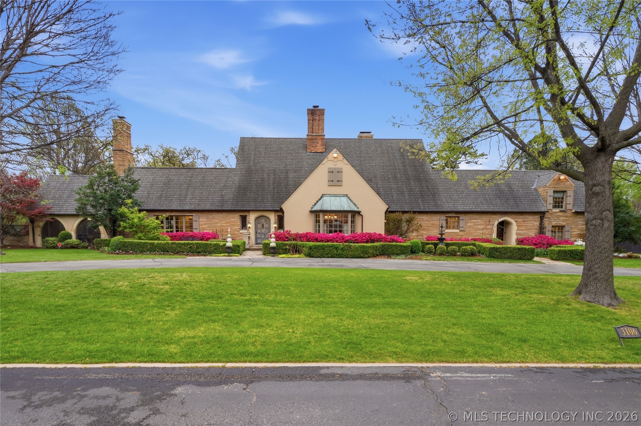 3106 S Columbia Circle Tulsa OK 74105