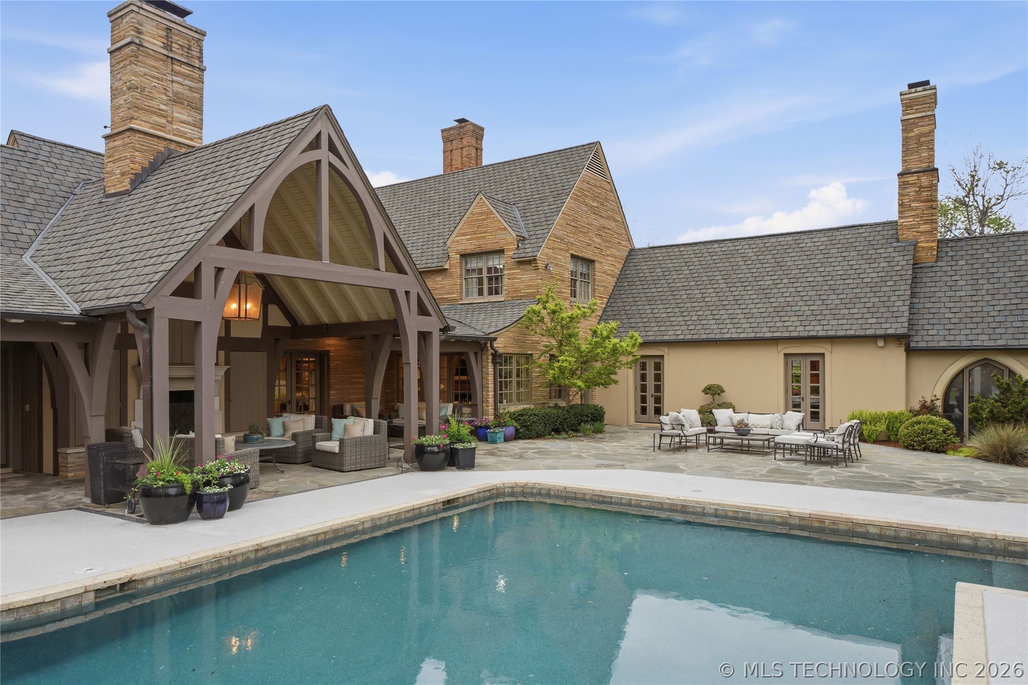 3106 S Columbia Circle Tulsa OK 74105