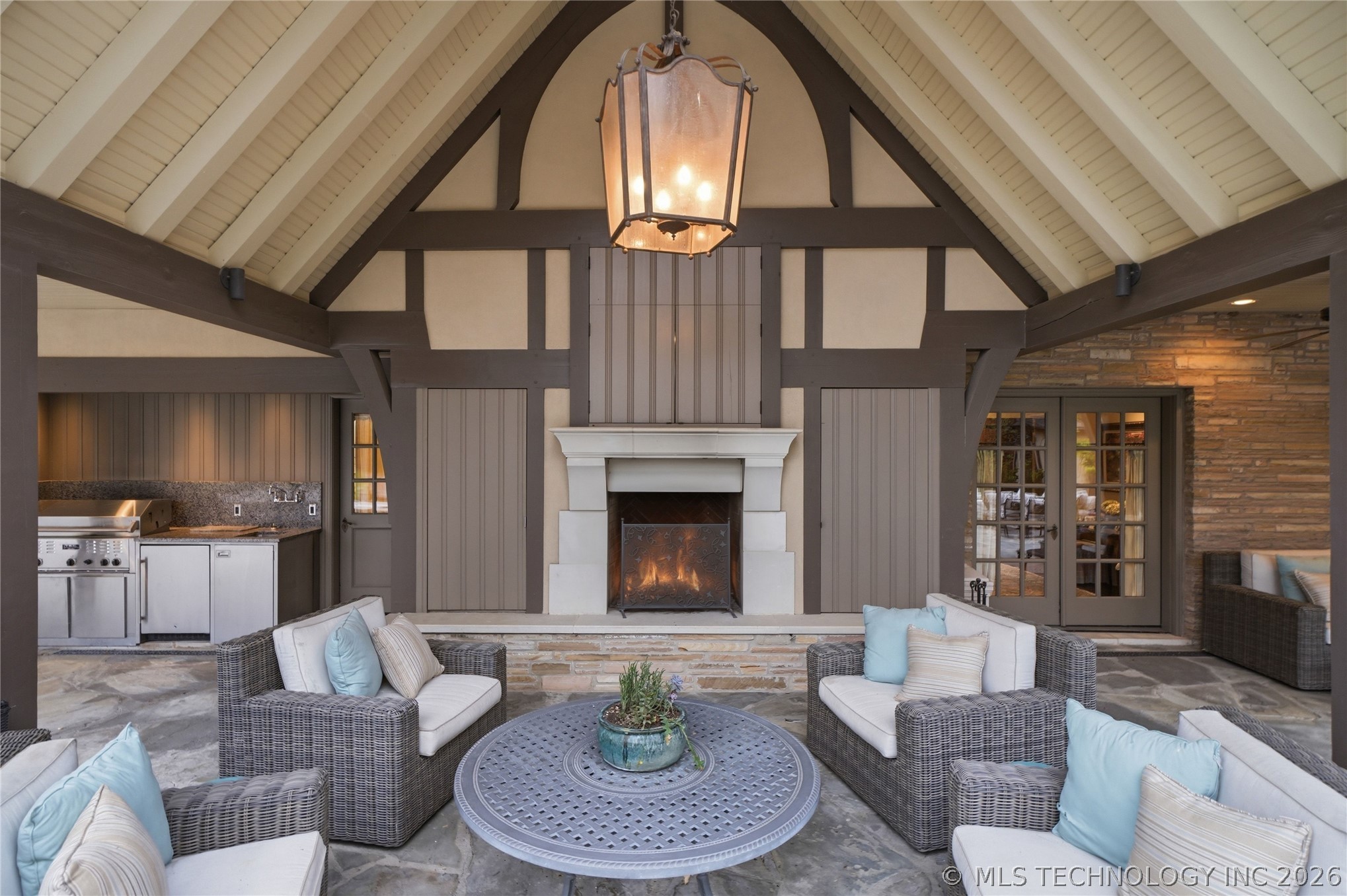 3106 S Columbia Circle Tulsa OK 74105