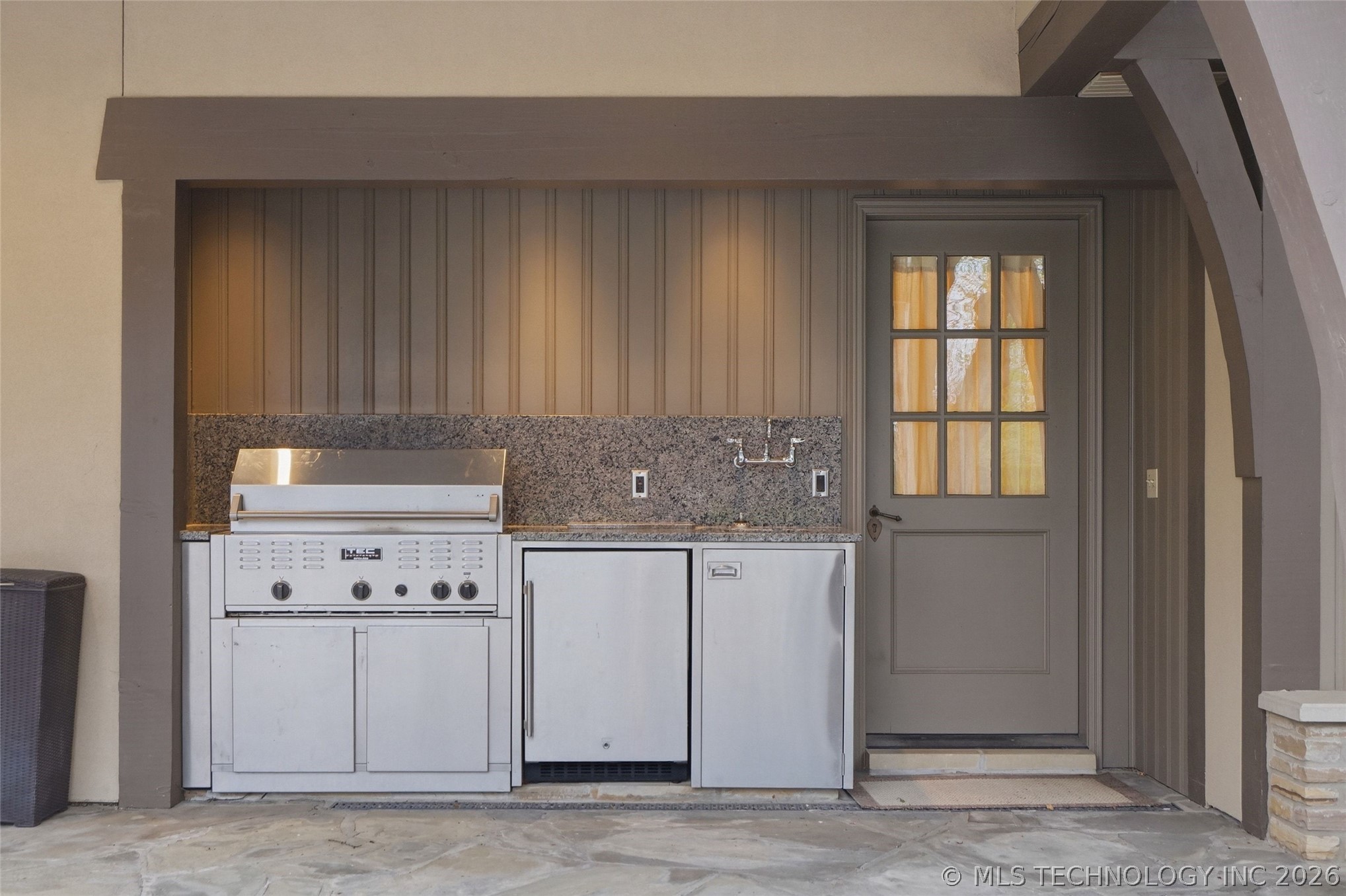 3106 S Columbia Circle Tulsa OK 74105