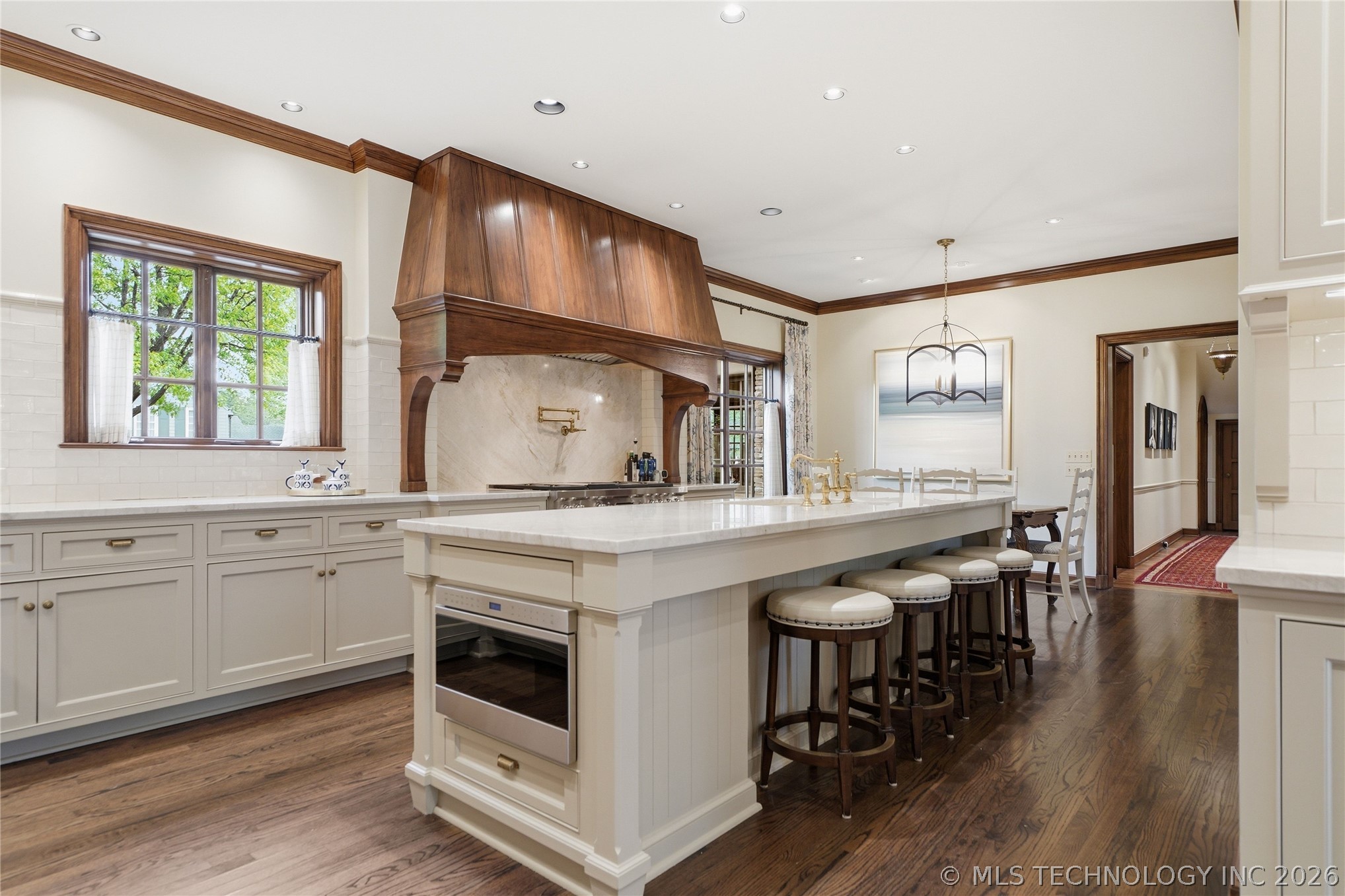 3106 S Columbia Circle Tulsa OK 74105