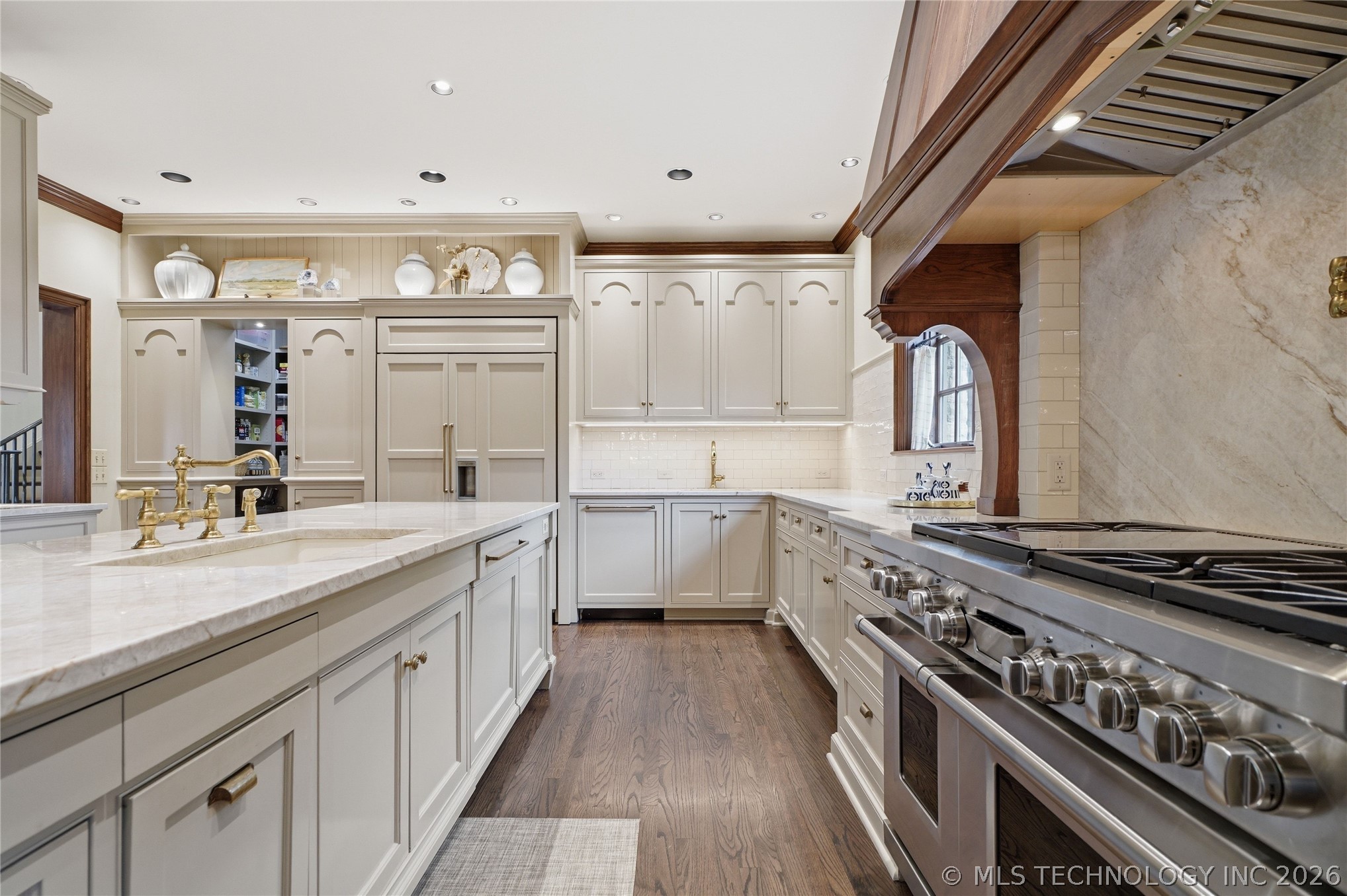 3106 S Columbia Circle Tulsa OK 74105