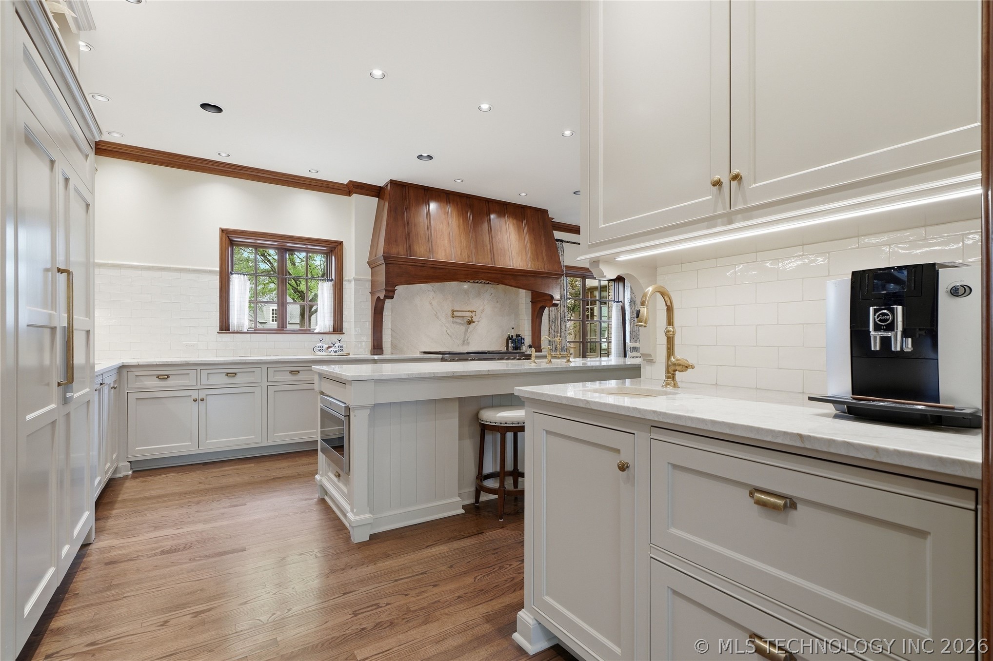 3106 S Columbia Circle Tulsa OK 74105