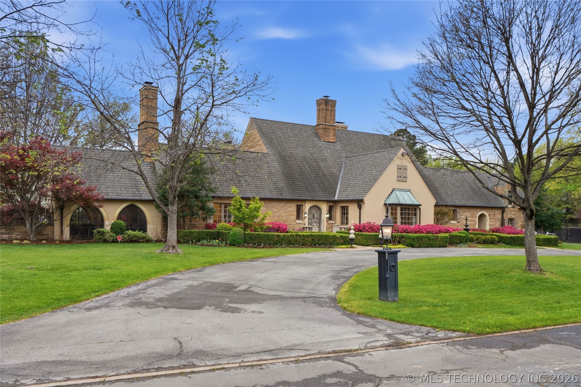 3106 S Columbia Circle Tulsa OK 74105