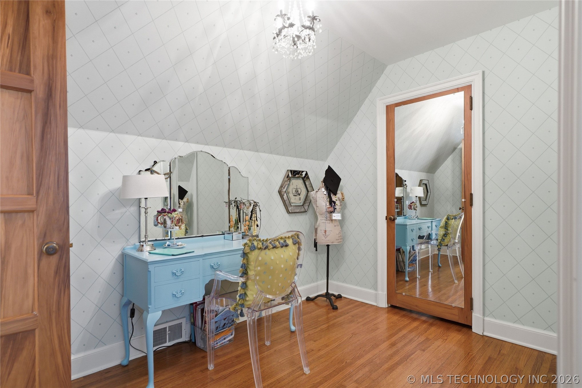 3106 S Columbia Circle Tulsa OK 74105