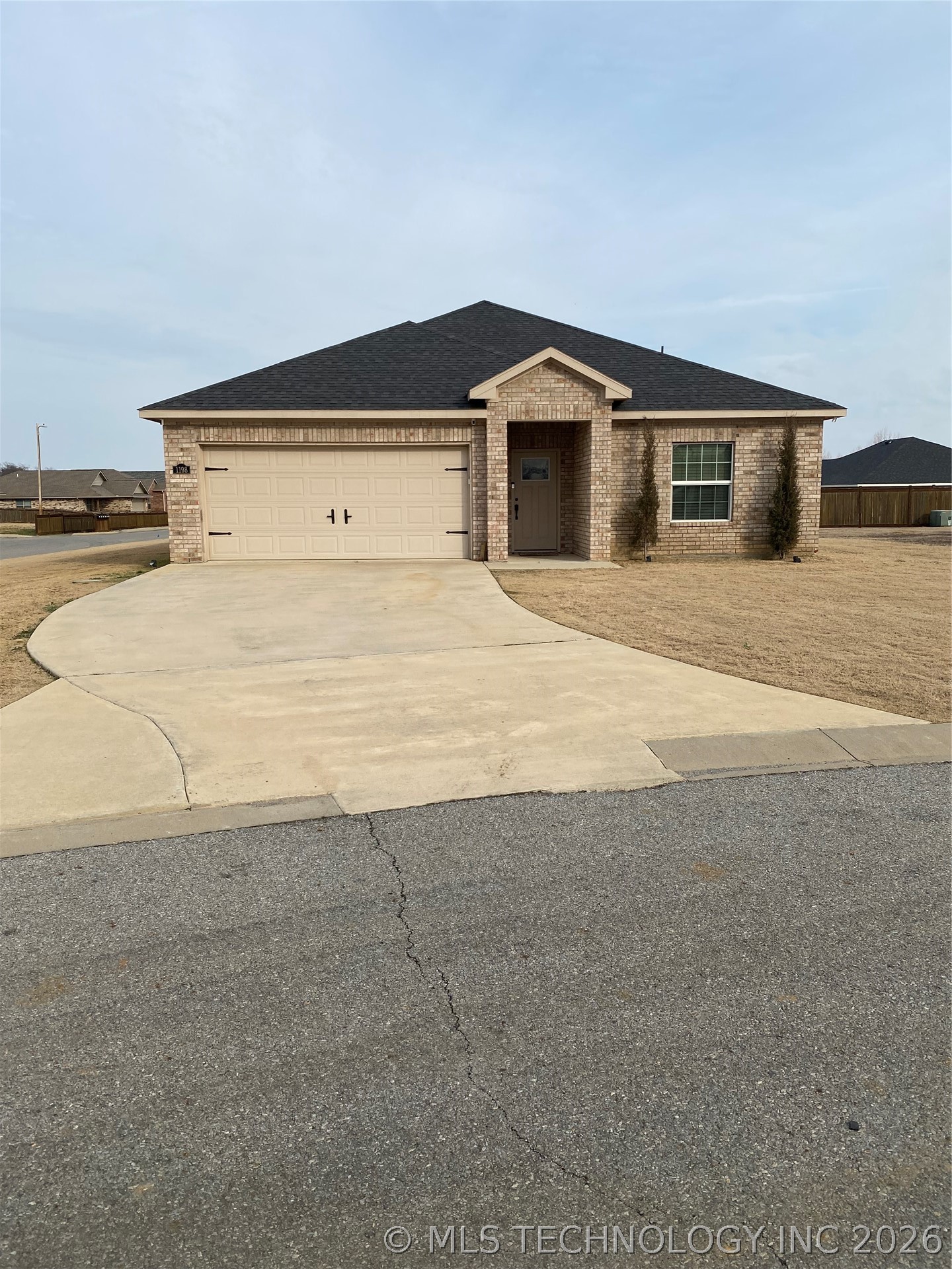 1198 Bullrush Circle Calera OK 74730