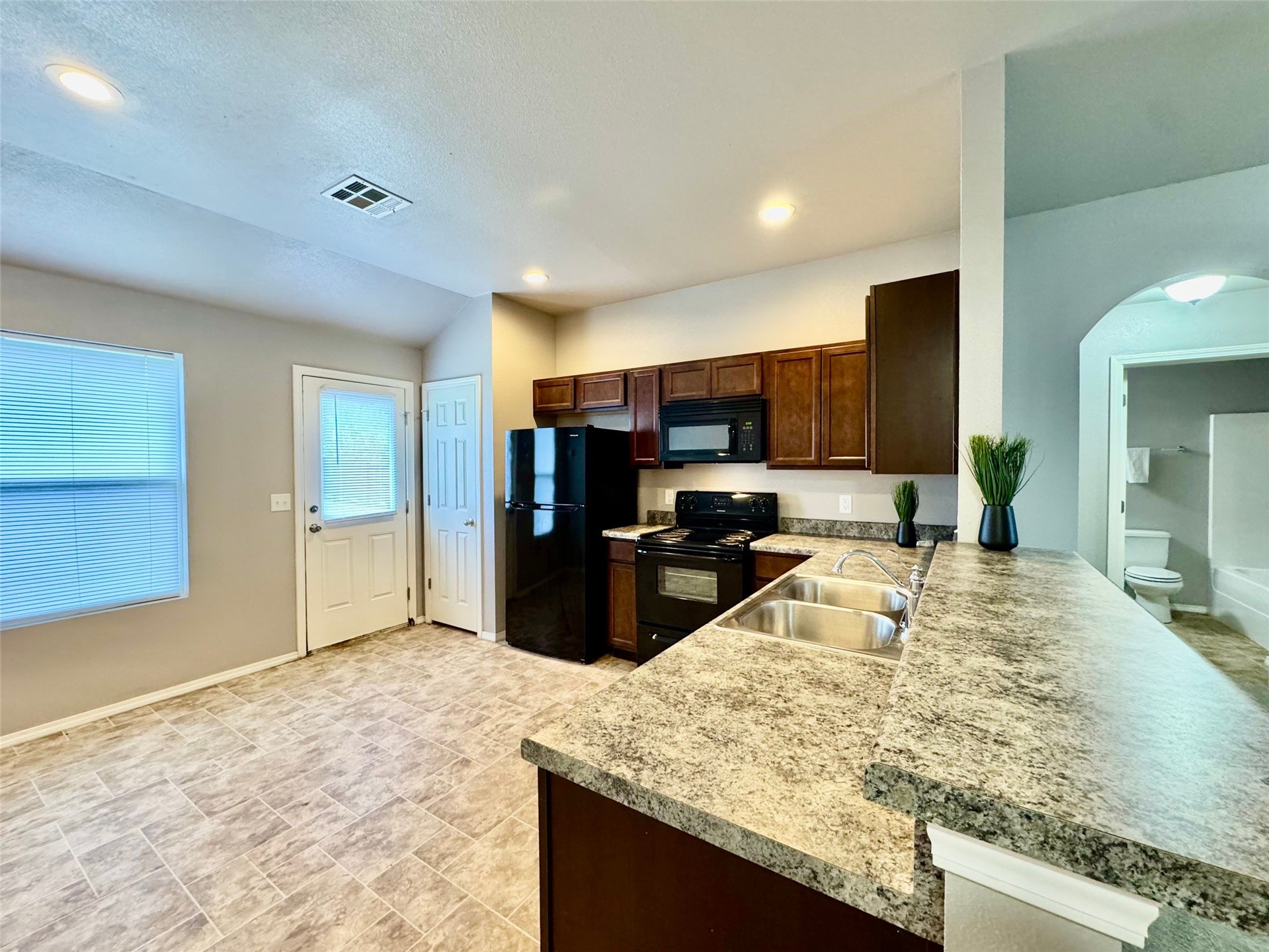14638 S 274th East Eastavenue Coweta OK 74429