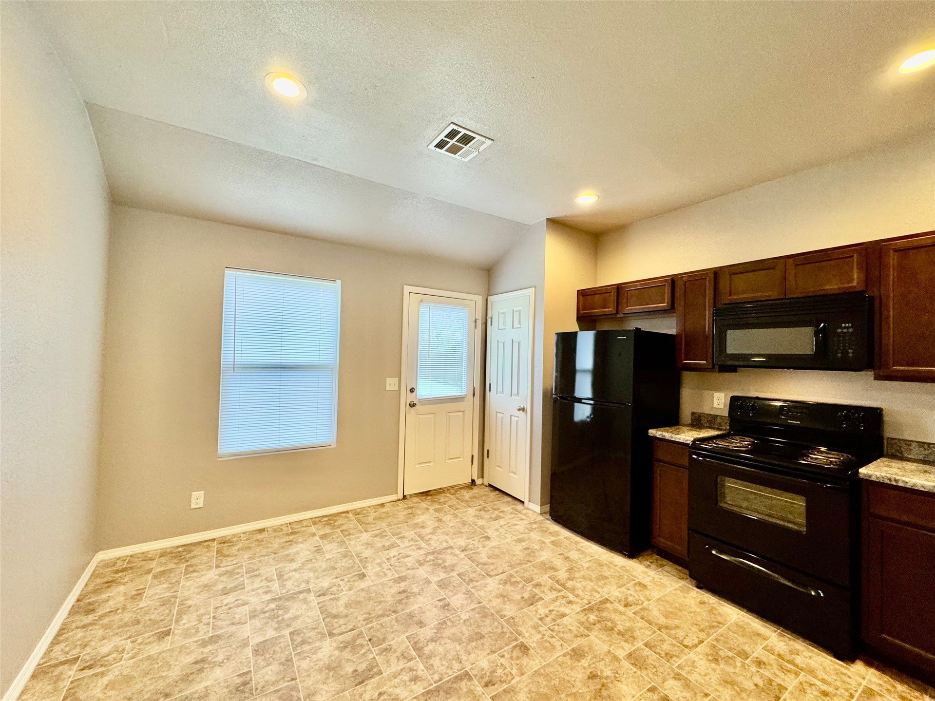 14638 S 274th East Eastavenue Coweta OK 74429