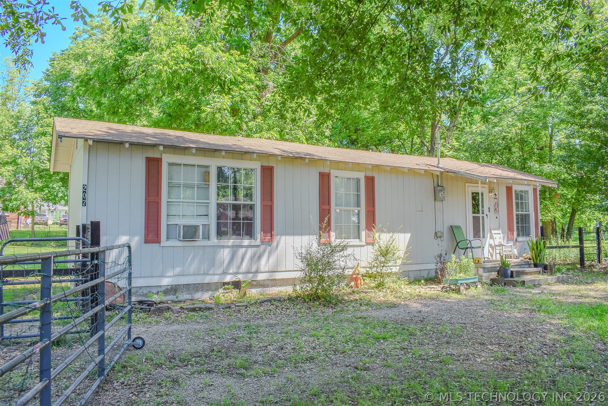 207 SE 2nd Street Antlers OK 74523