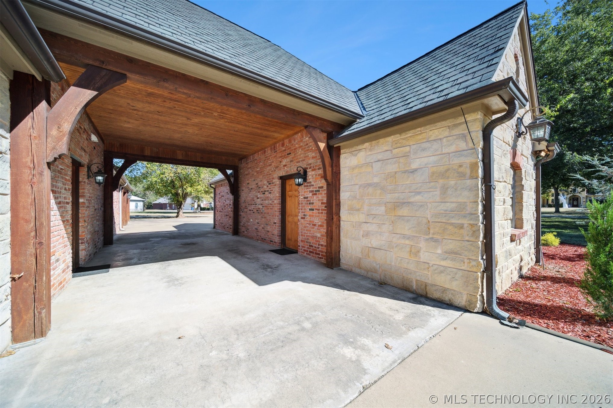 2365 Deer Run Chouteau OK 74337