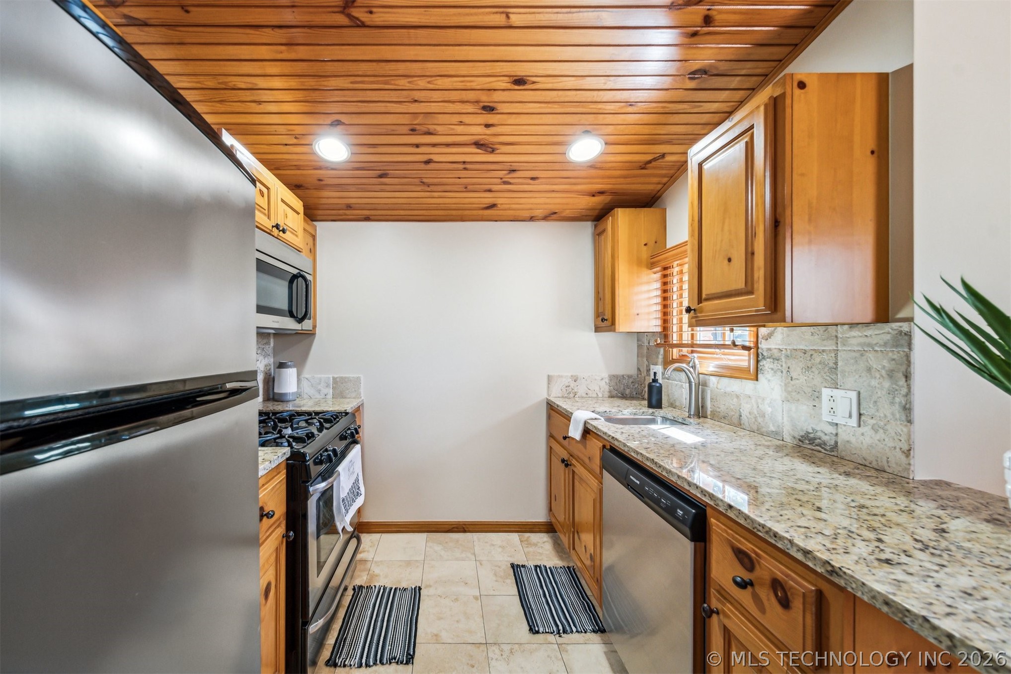 2365 Deer Run Chouteau OK 74337