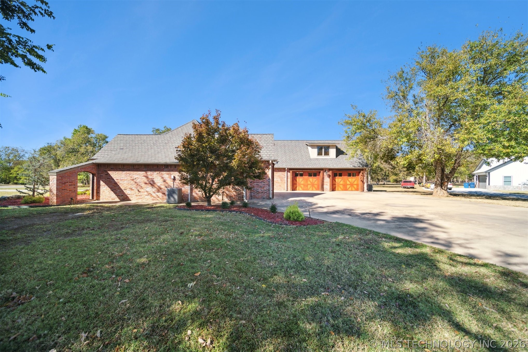 2365 Deer Run Chouteau OK 74337