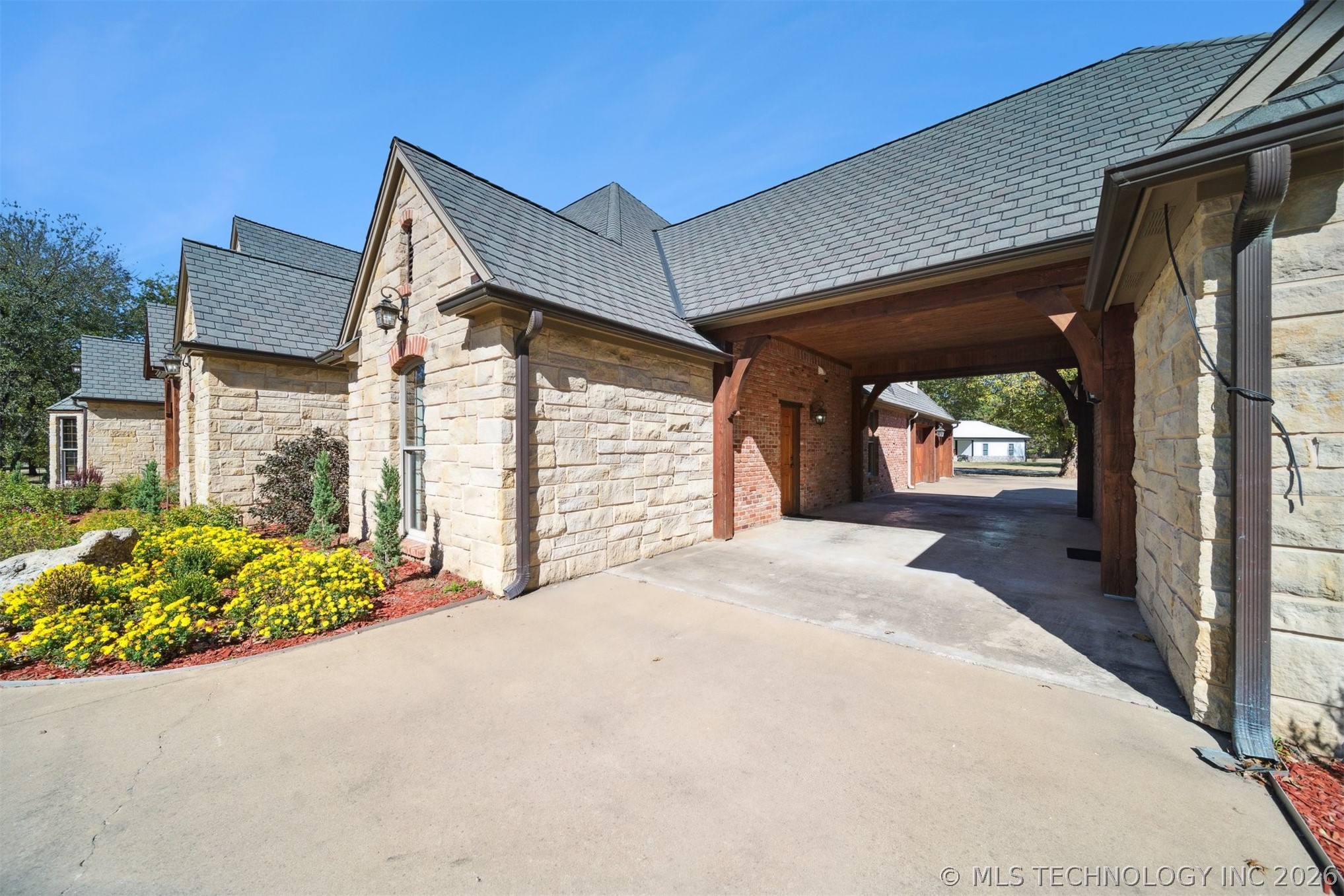 2365 Deer Run Chouteau OK 74337
