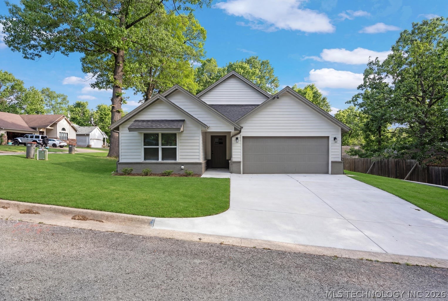 1312 Hummingbird Lane Grove OK 74344