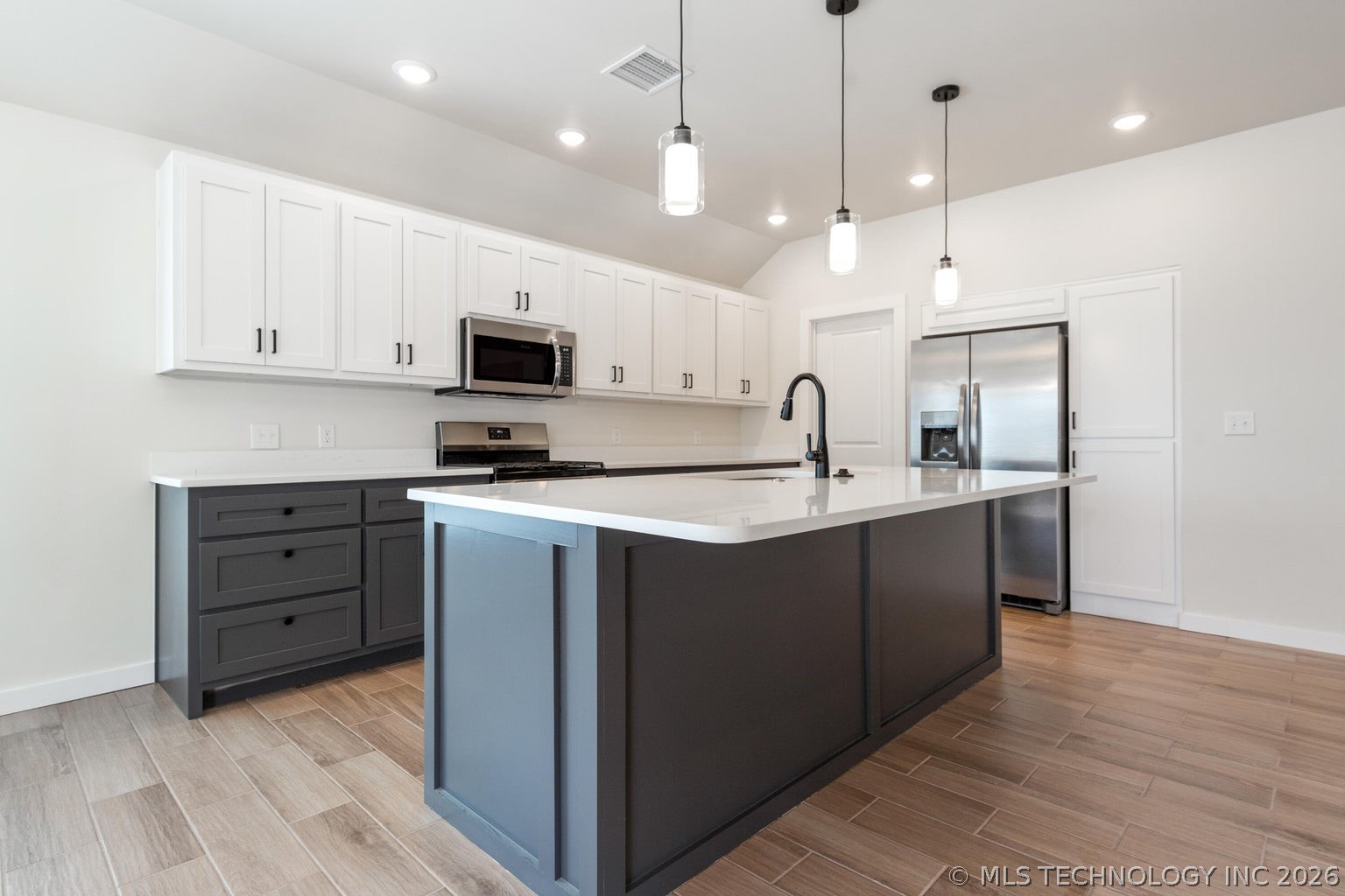 1312 Hummingbird Lane Grove OK 74344
