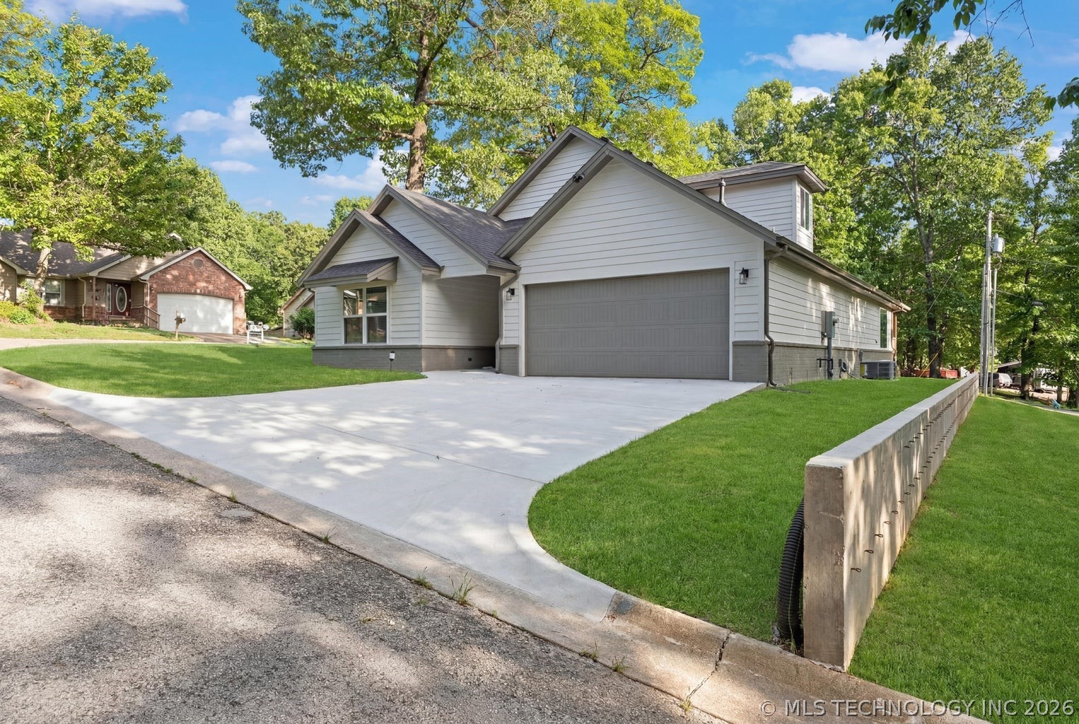 1312 Hummingbird Lane Grove OK 74344