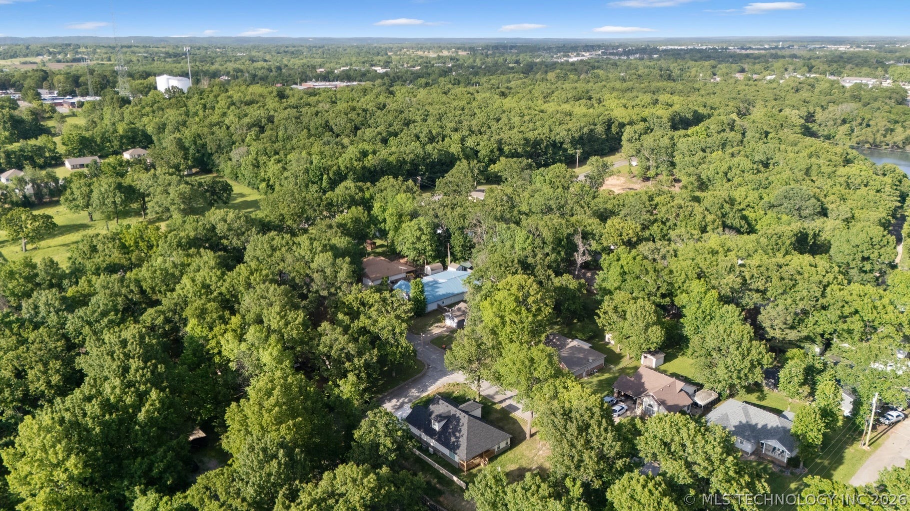 1312 Hummingbird Lane Grove OK 74344