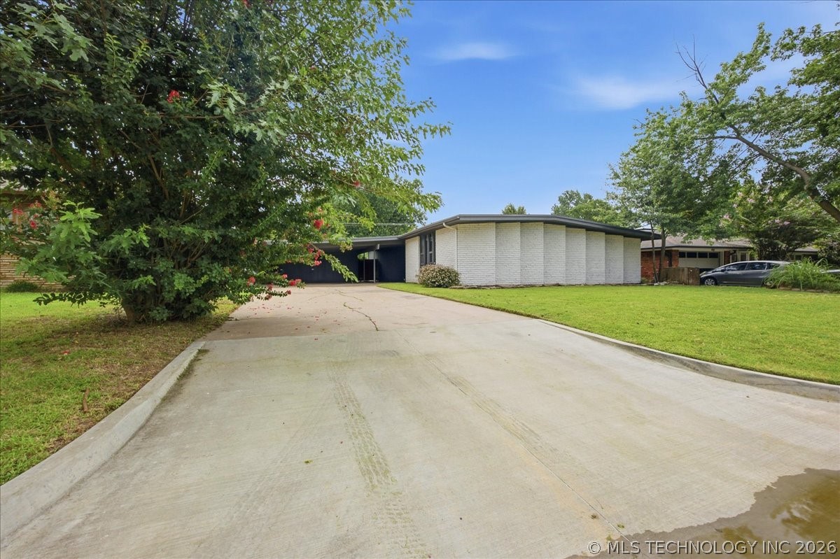 4217 S Darlington Place Tulsa OK 74135