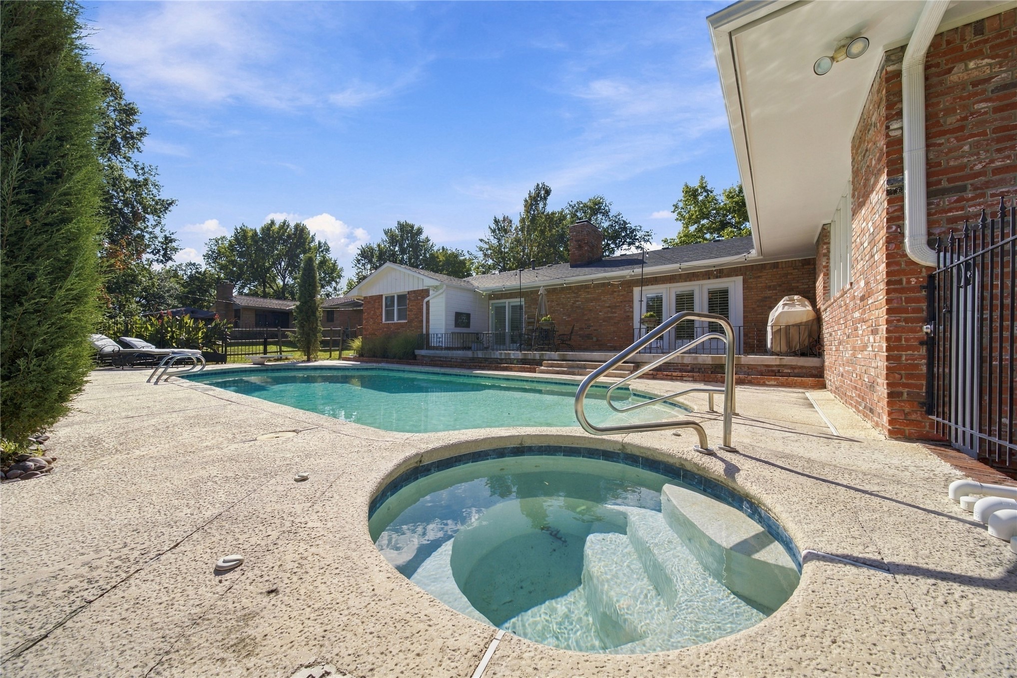 3933 S Delaware Place Tulsa OK 74105
