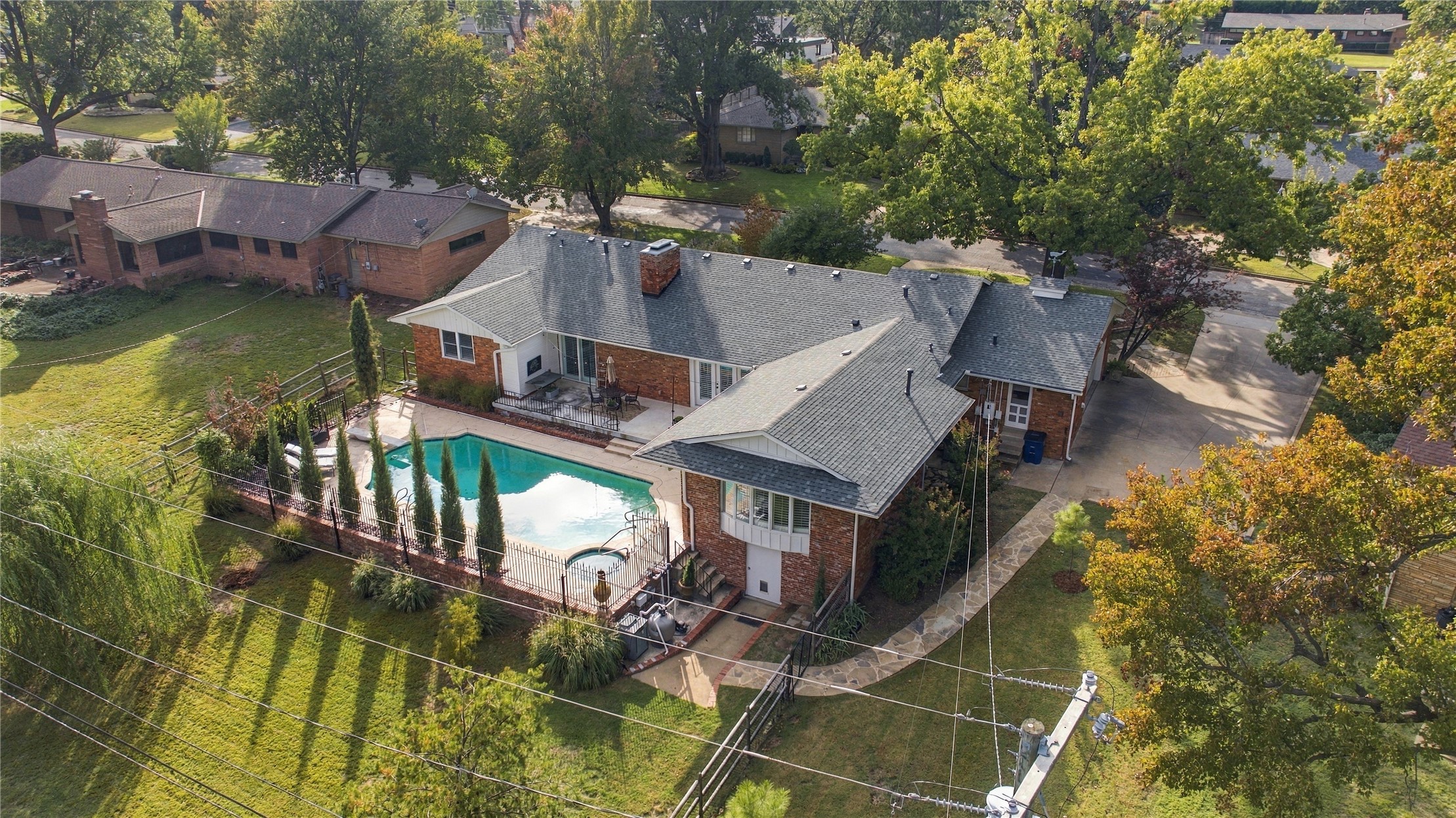3933 S Delaware Place Tulsa OK 74105