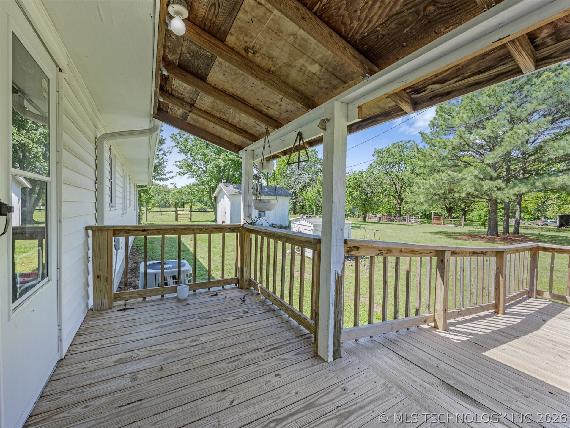 15083 State Highway 82 Tahlequah OK 74464