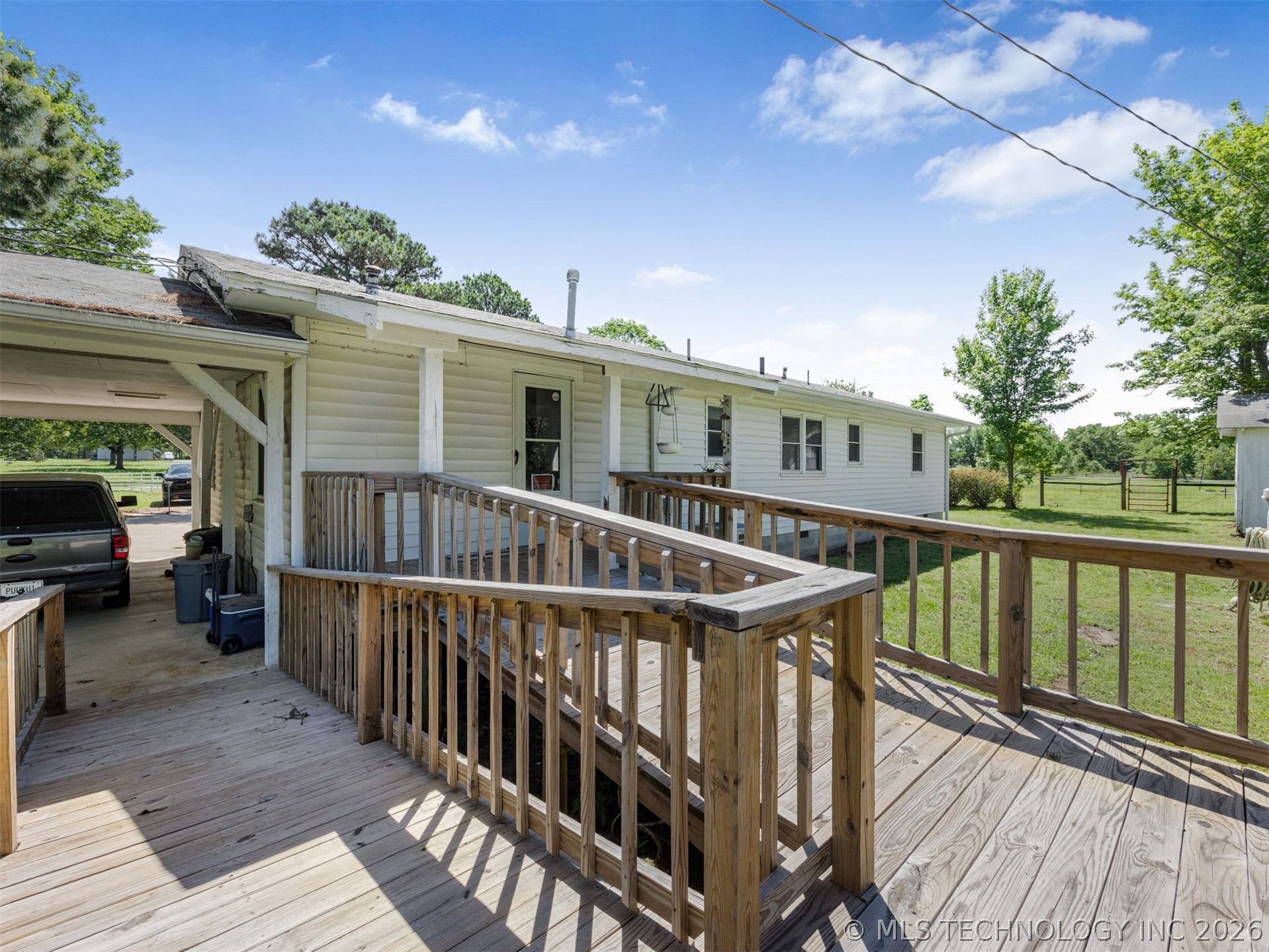 15083 State Highway 82 Tahlequah OK 74464