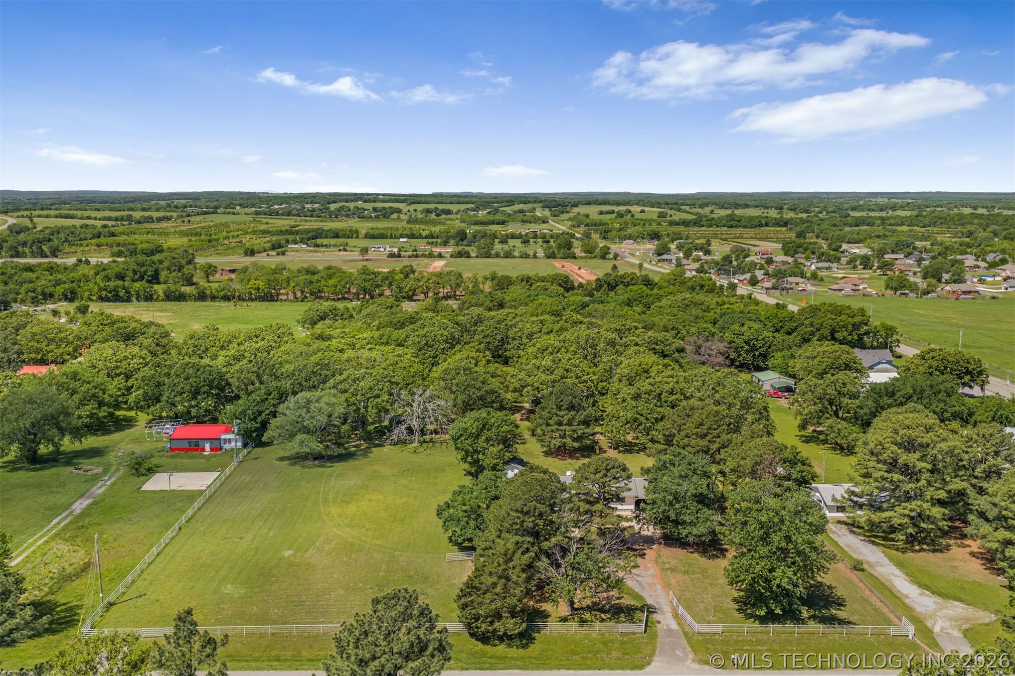 15083 State Highway 82 Tahlequah OK 74464