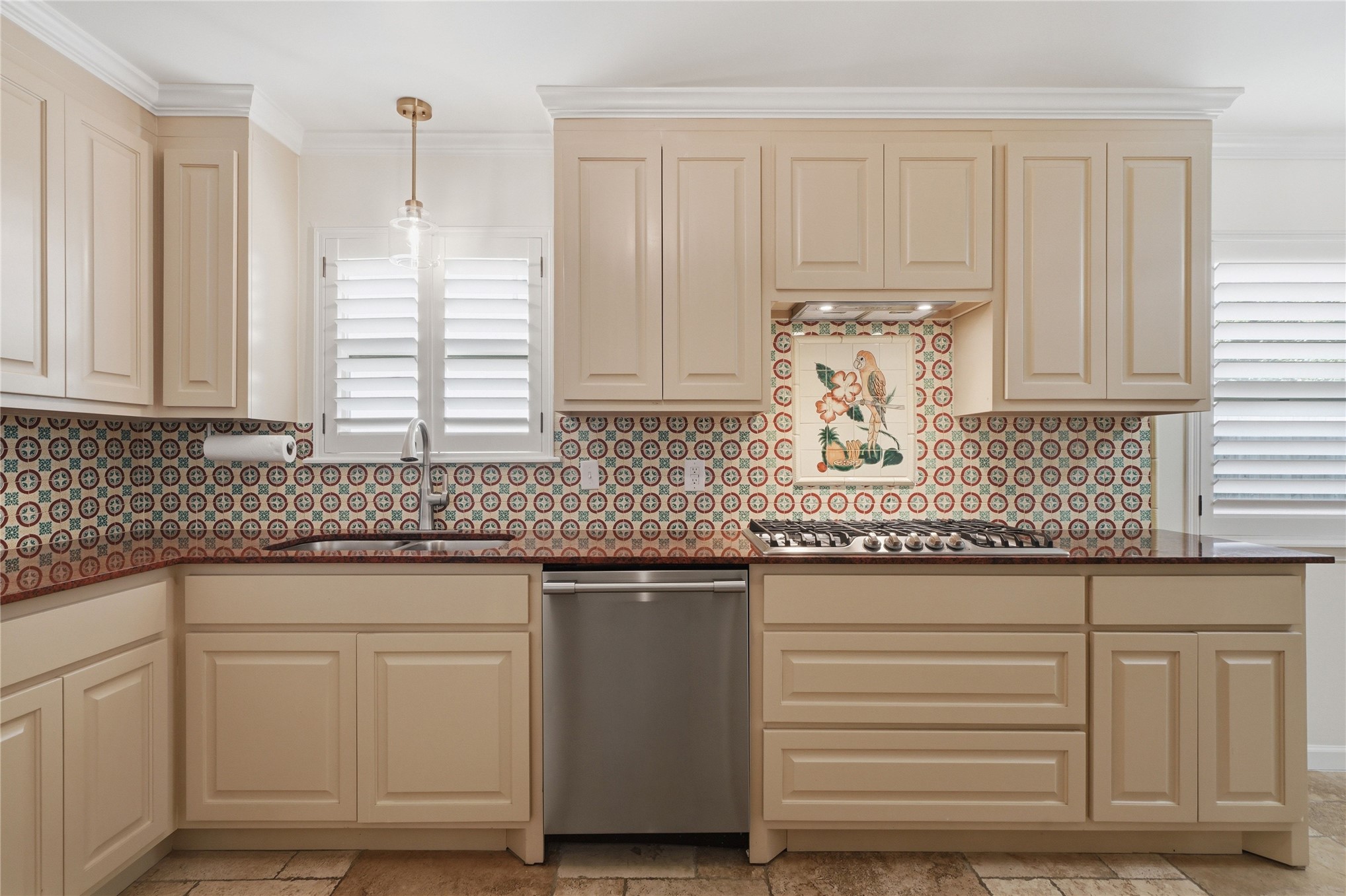 3637 E 48th Place Tulsa OK 74135