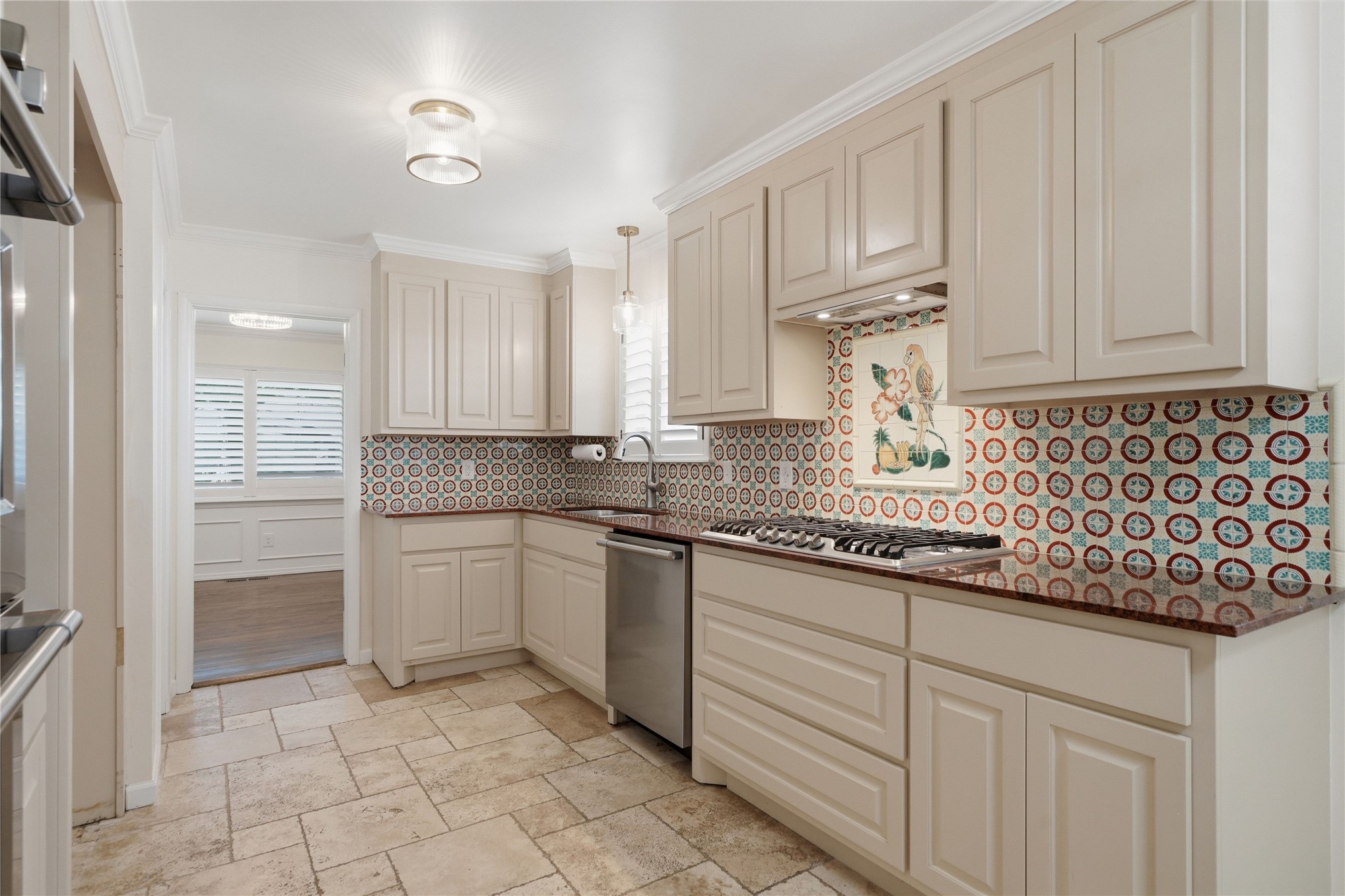 3637 E 48th Place Tulsa OK 74135