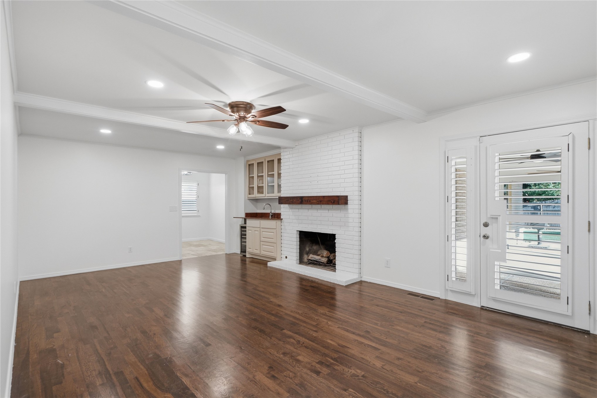 3637 E 48th Place Tulsa OK 74135