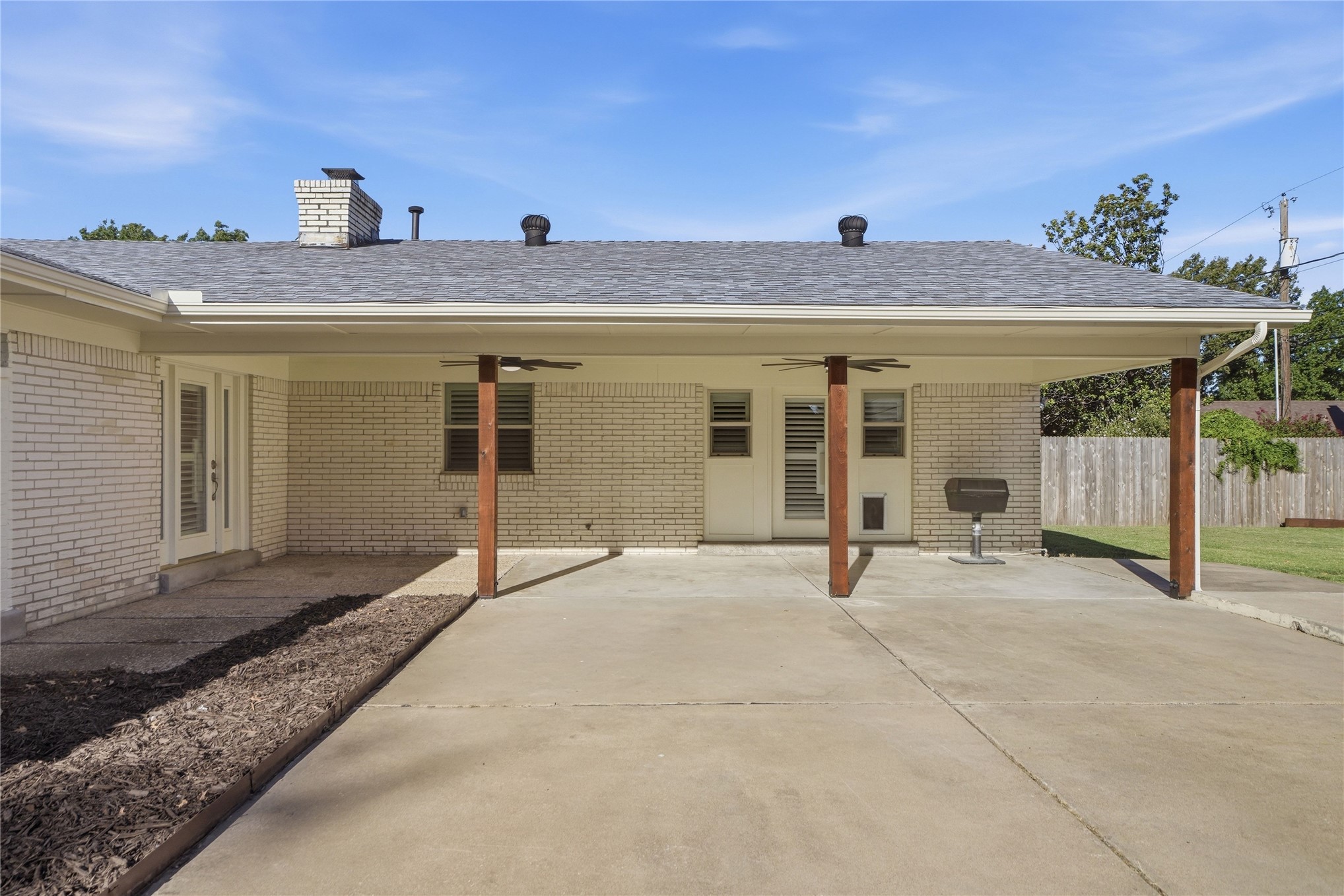 3637 E 48th Place Tulsa OK 74135