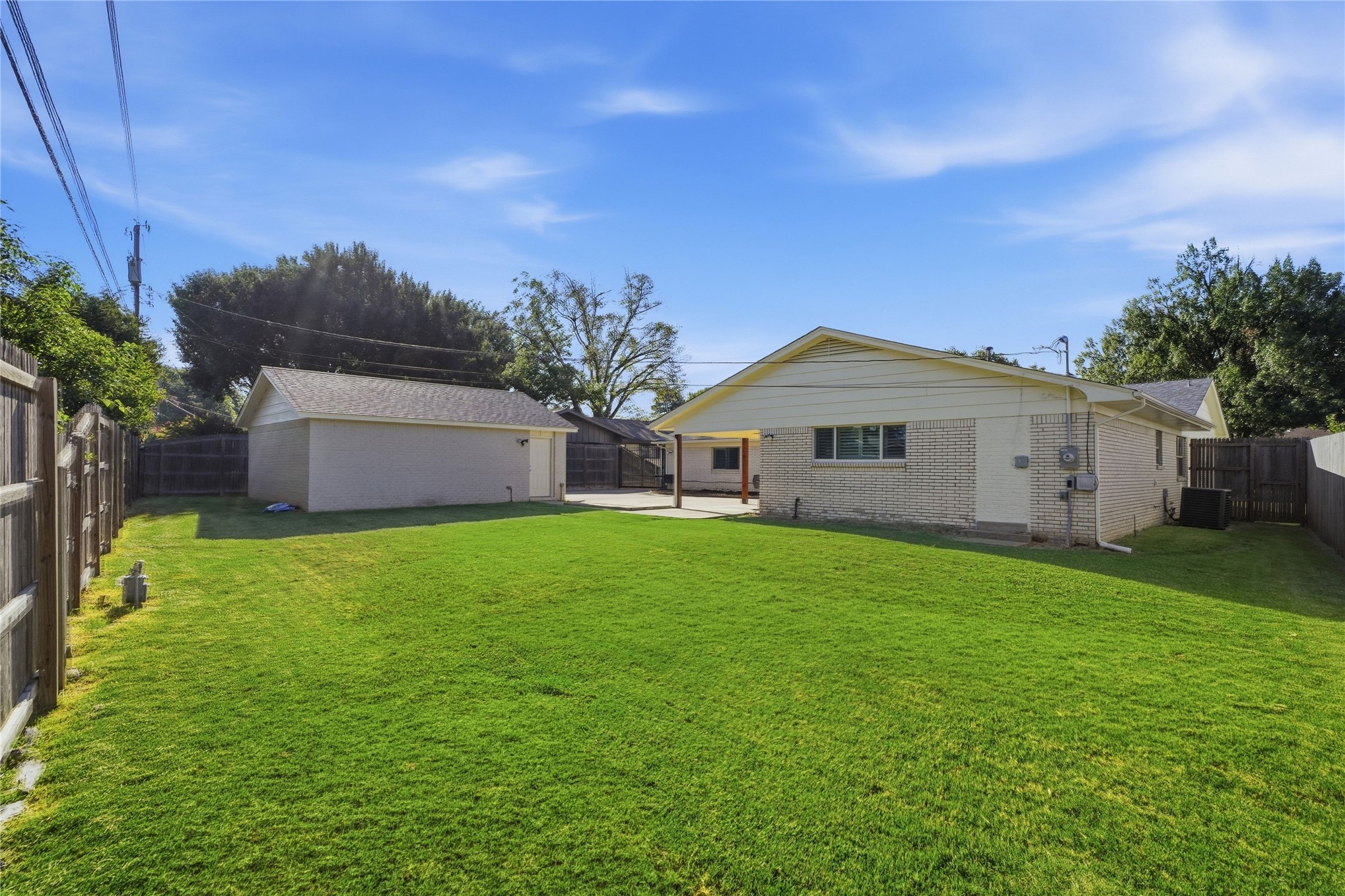 3637 E 48th Place Tulsa OK 74135