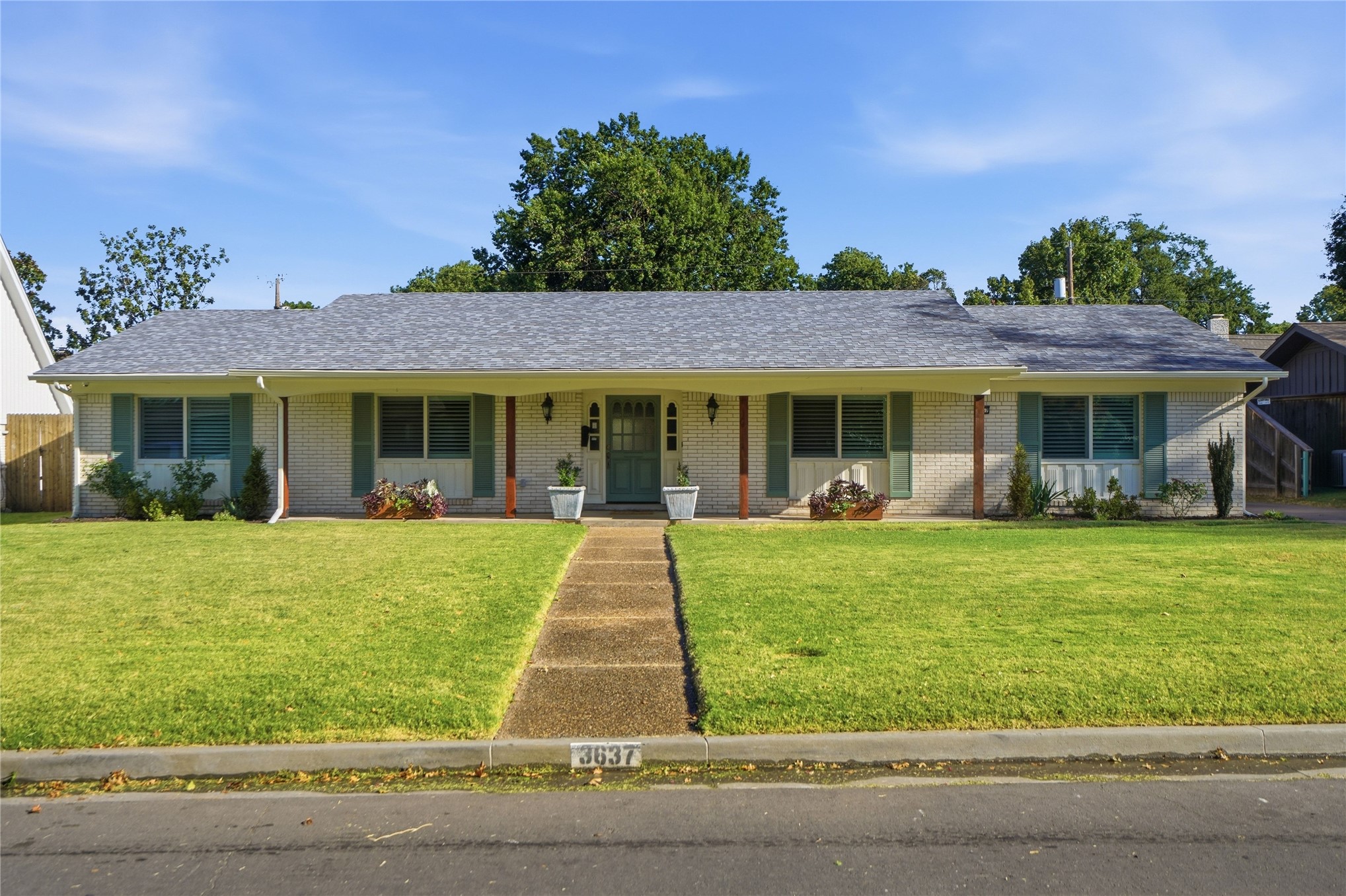 3637 E 48th Place Tulsa OK 74135