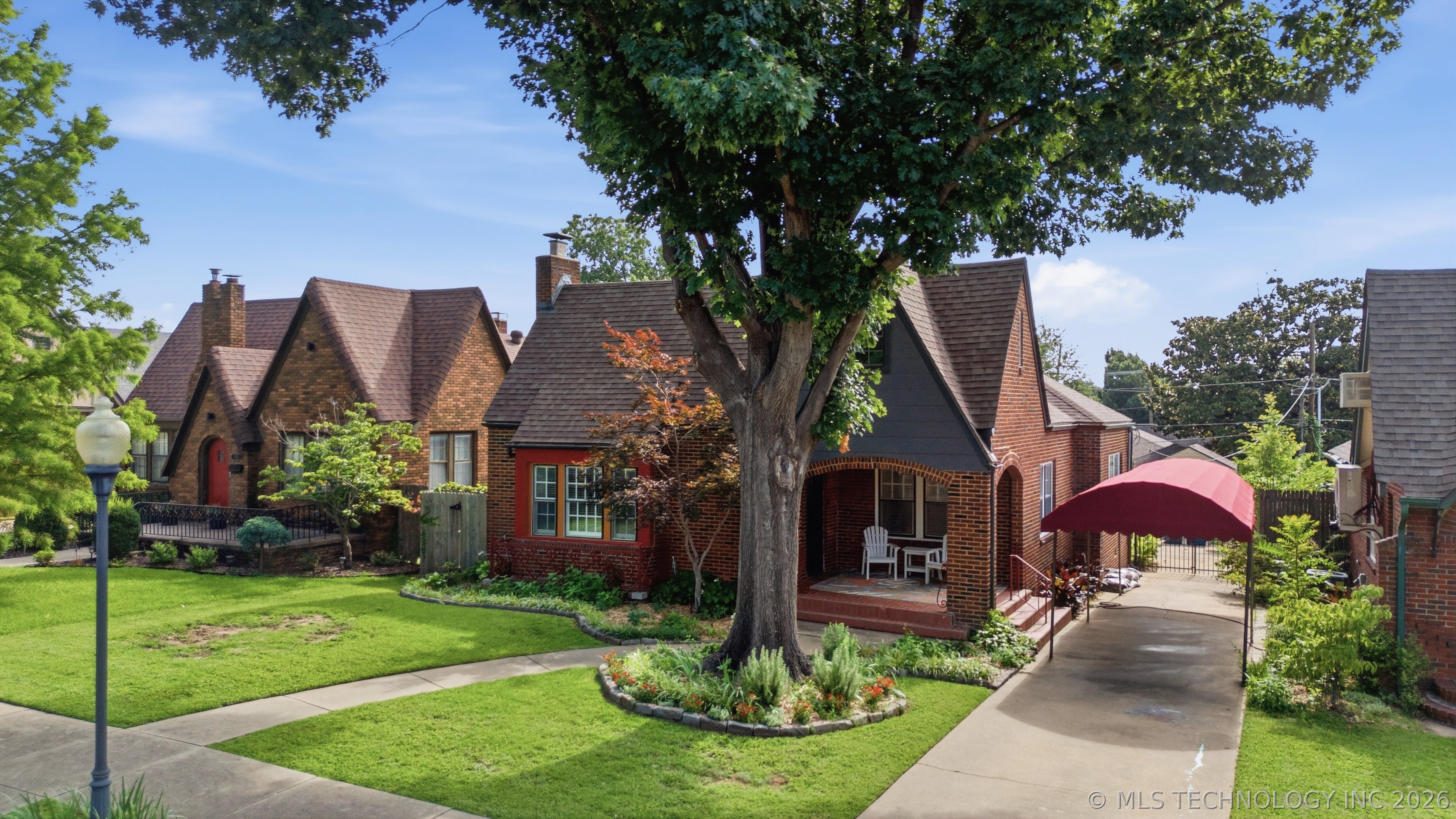 1555 S Gillette Avenue Tulsa OK 74104