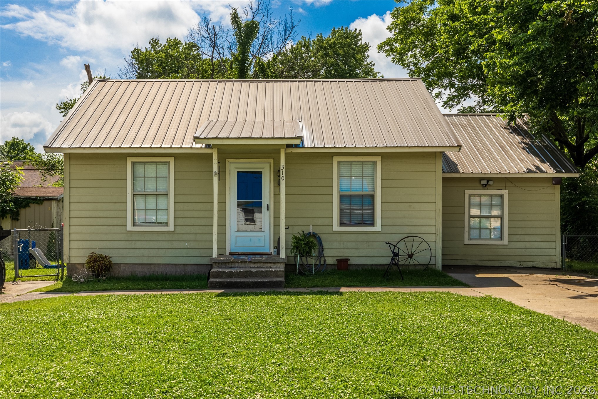 310 N Sawyer Street Pryor OK 74361