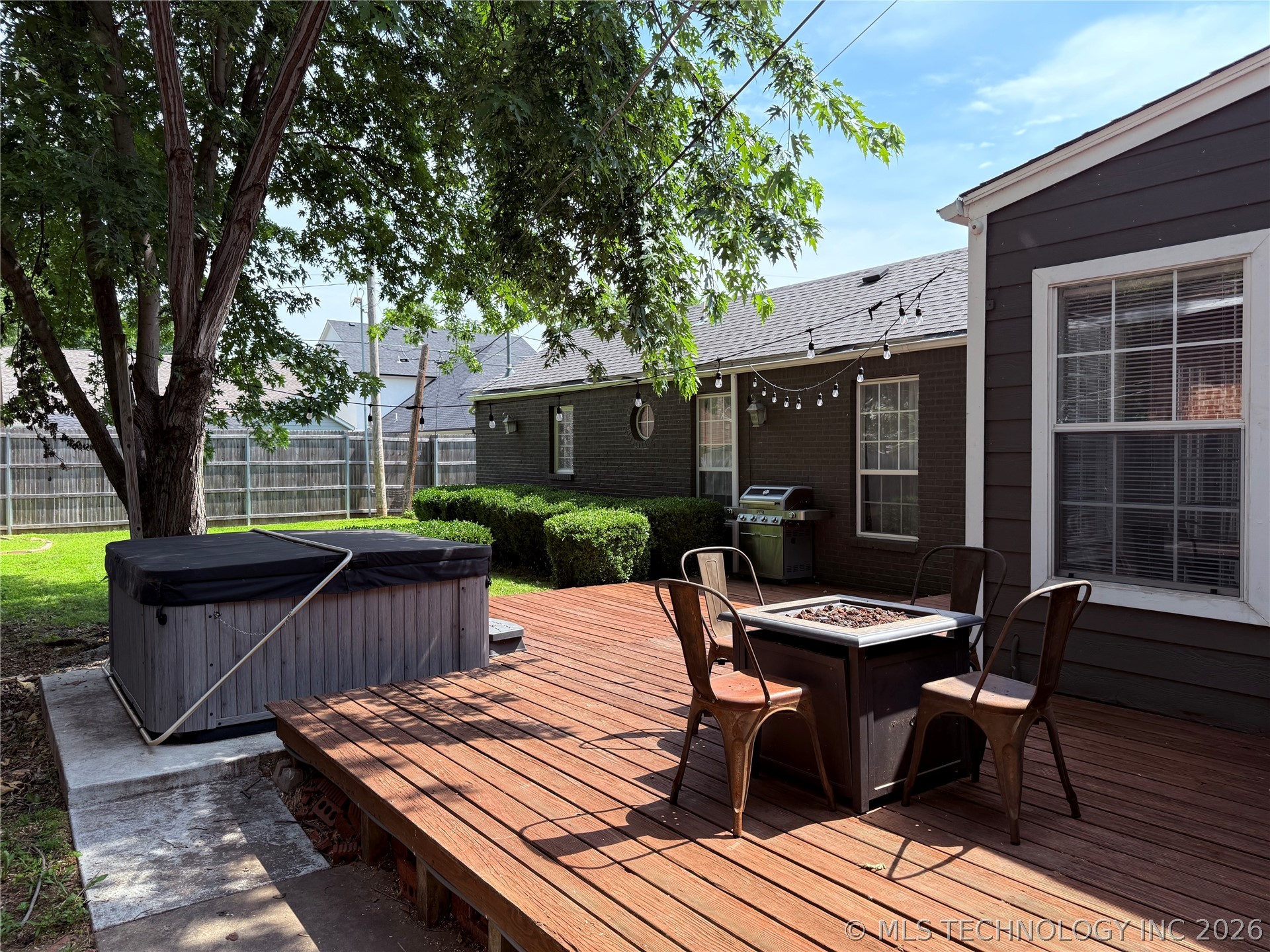 957 E 37th Street Tulsa OK 74105