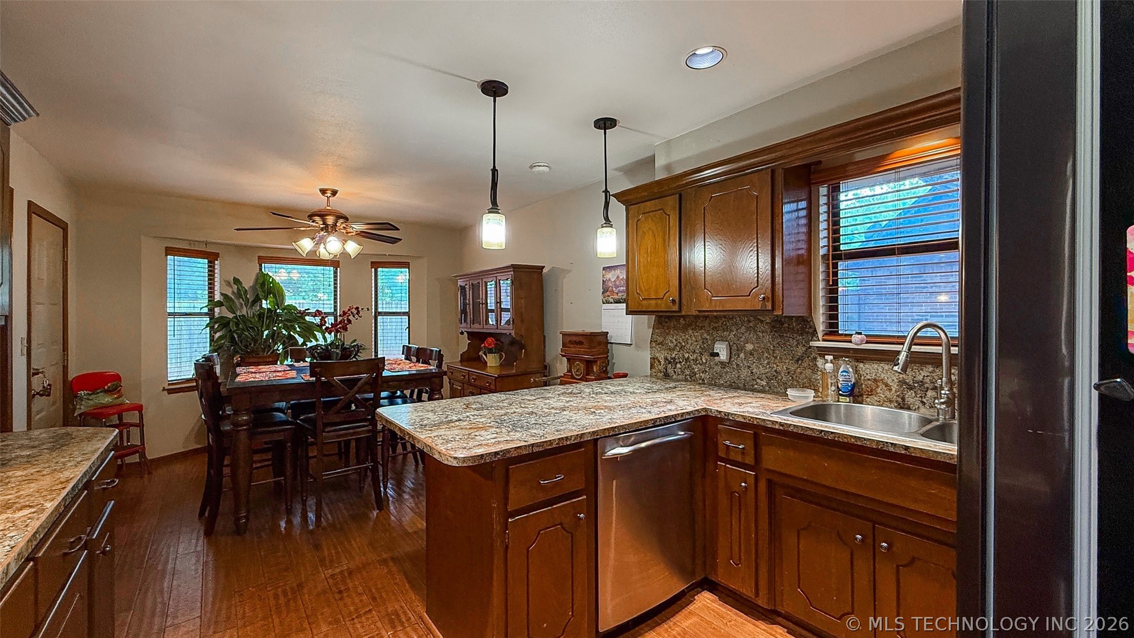 208 SE 30th Street Moore OK 73160