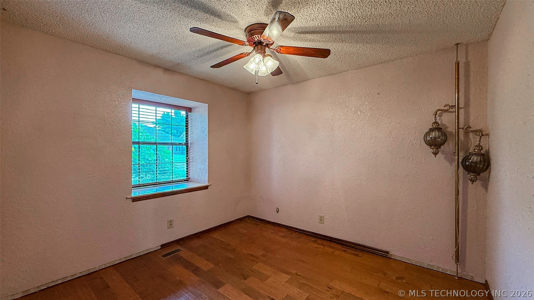 208 SE 30th Street Moore OK 73160