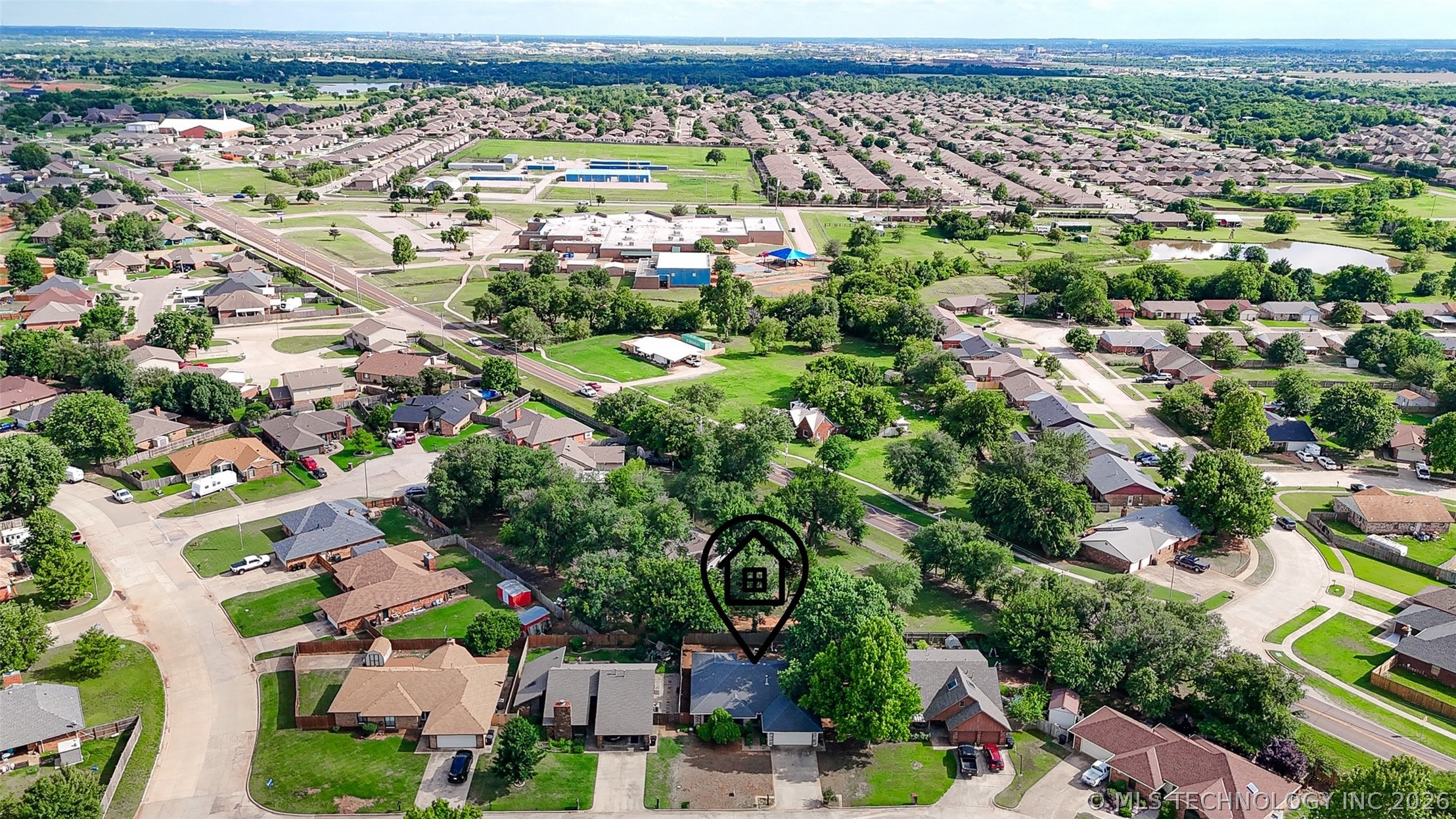 208 SE 30th Street Moore OK 73160