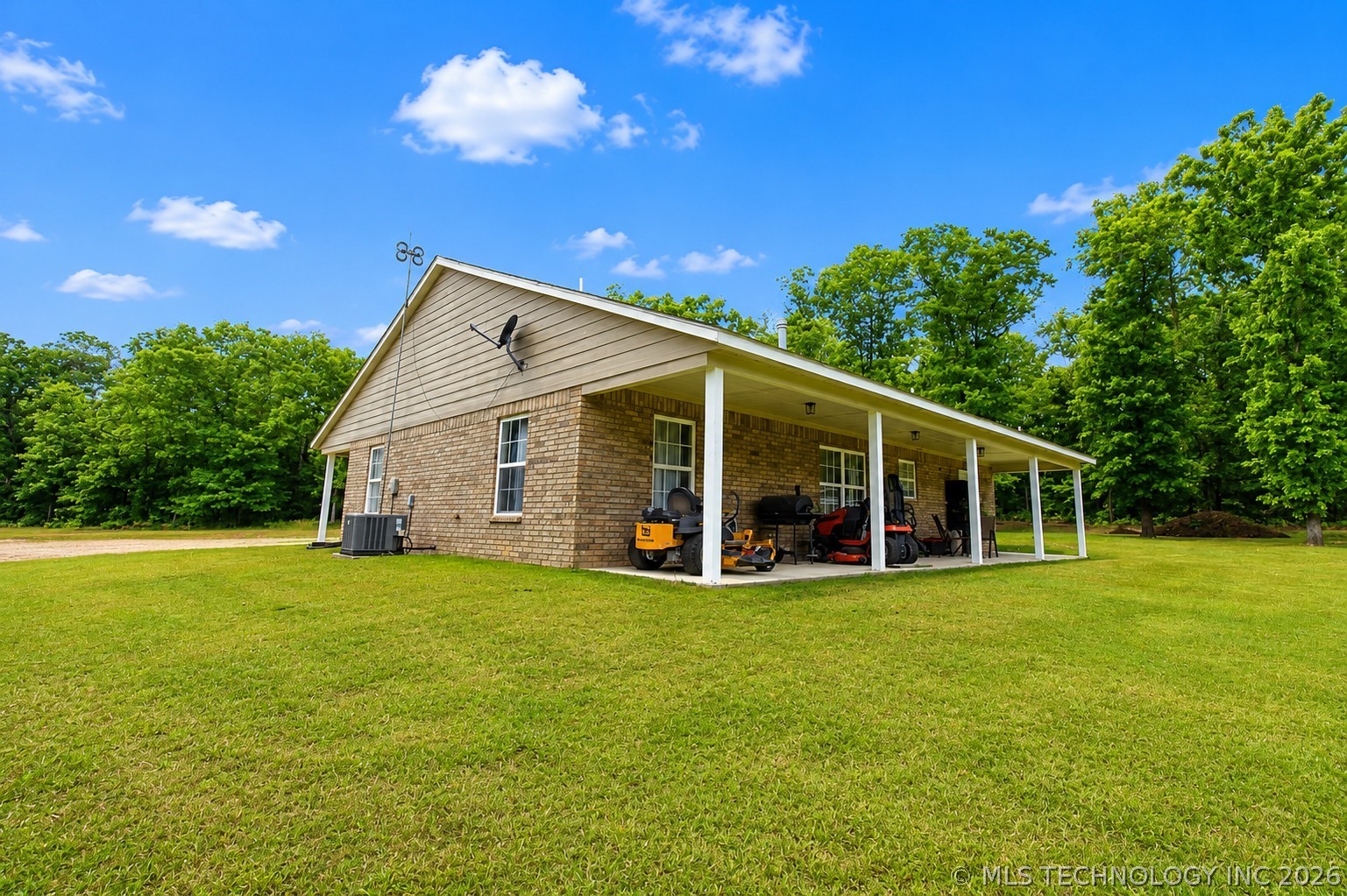 8268 N Shiloh Road Hulbert OK 74441