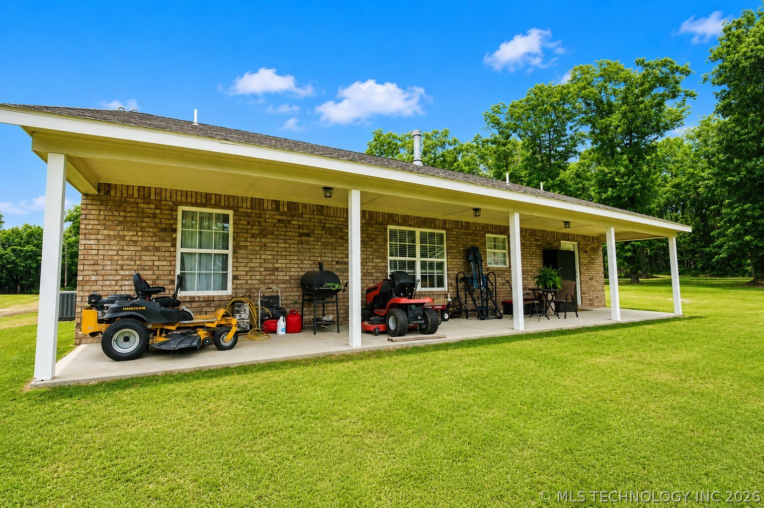 8268 N Shiloh Road Hulbert OK 74441